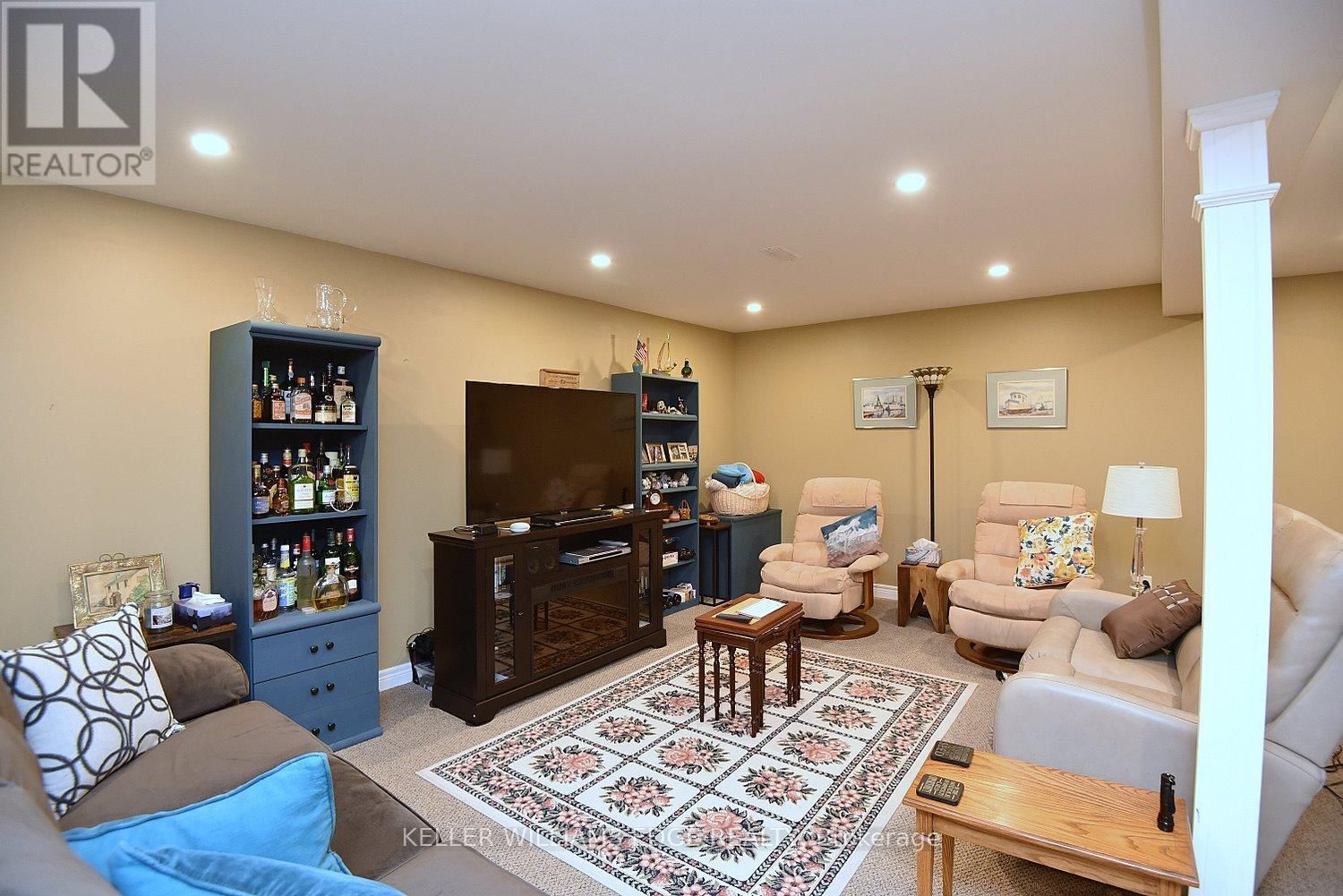 8 - 20 MEADOWLANDS BOULEVARD Image 28