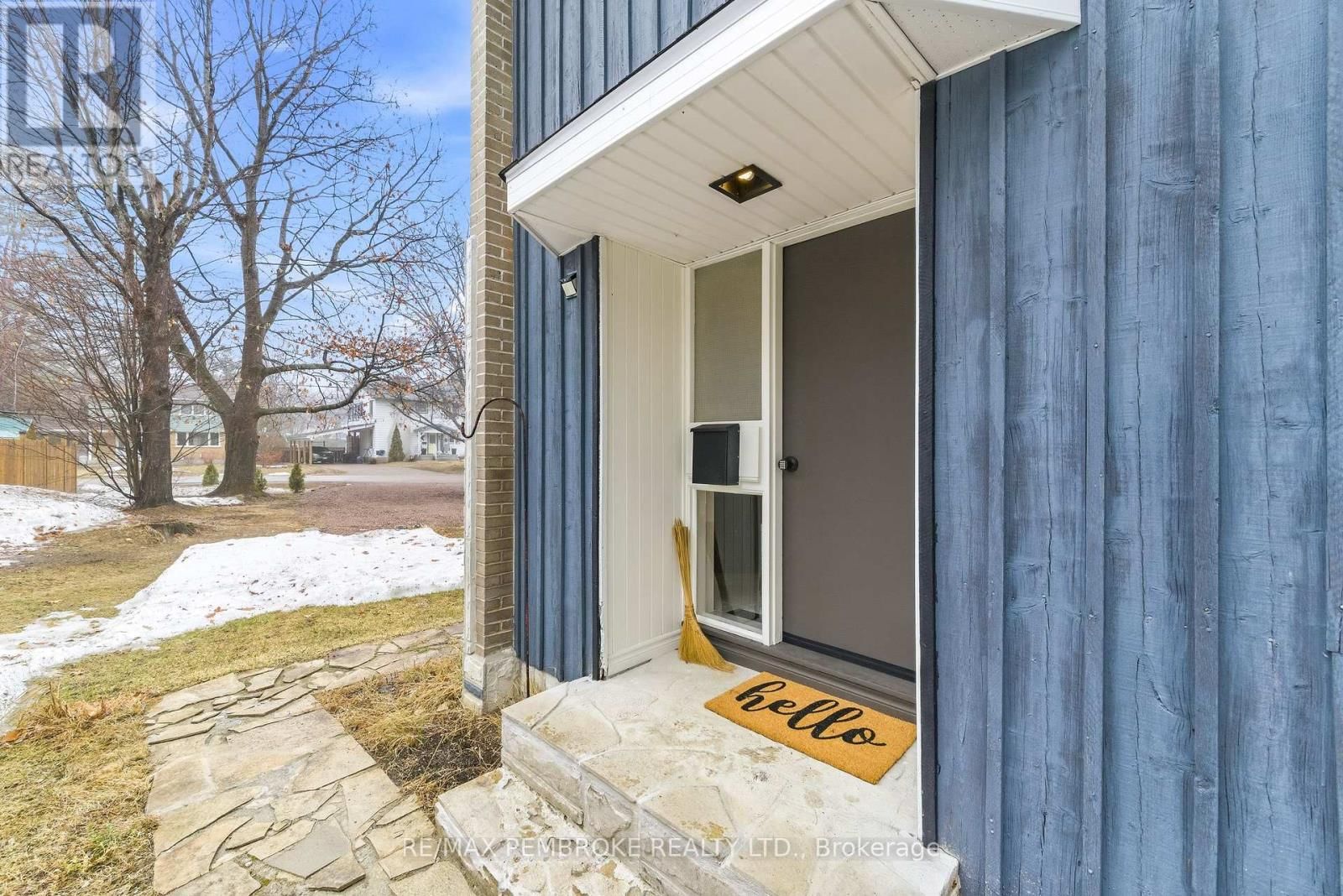 98 BIRCH STREET Image 3