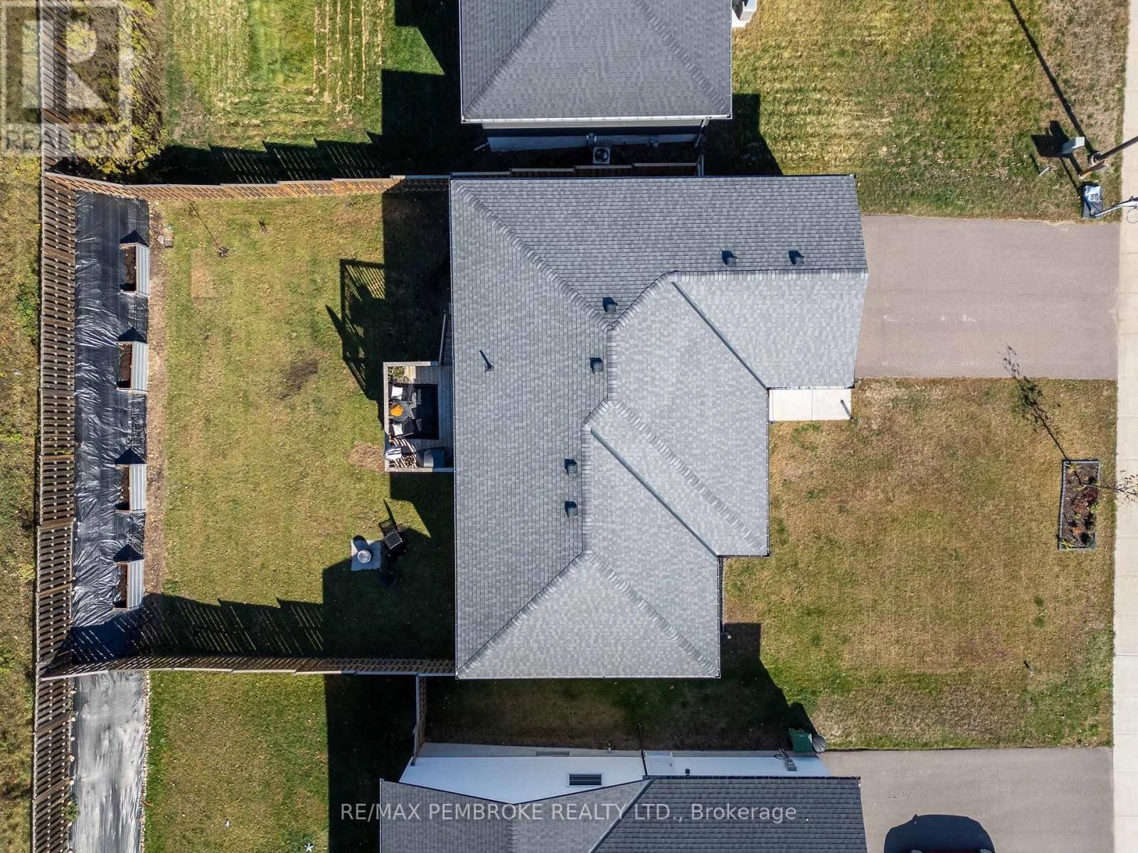 24 TERRANCE DRIVE Image 5