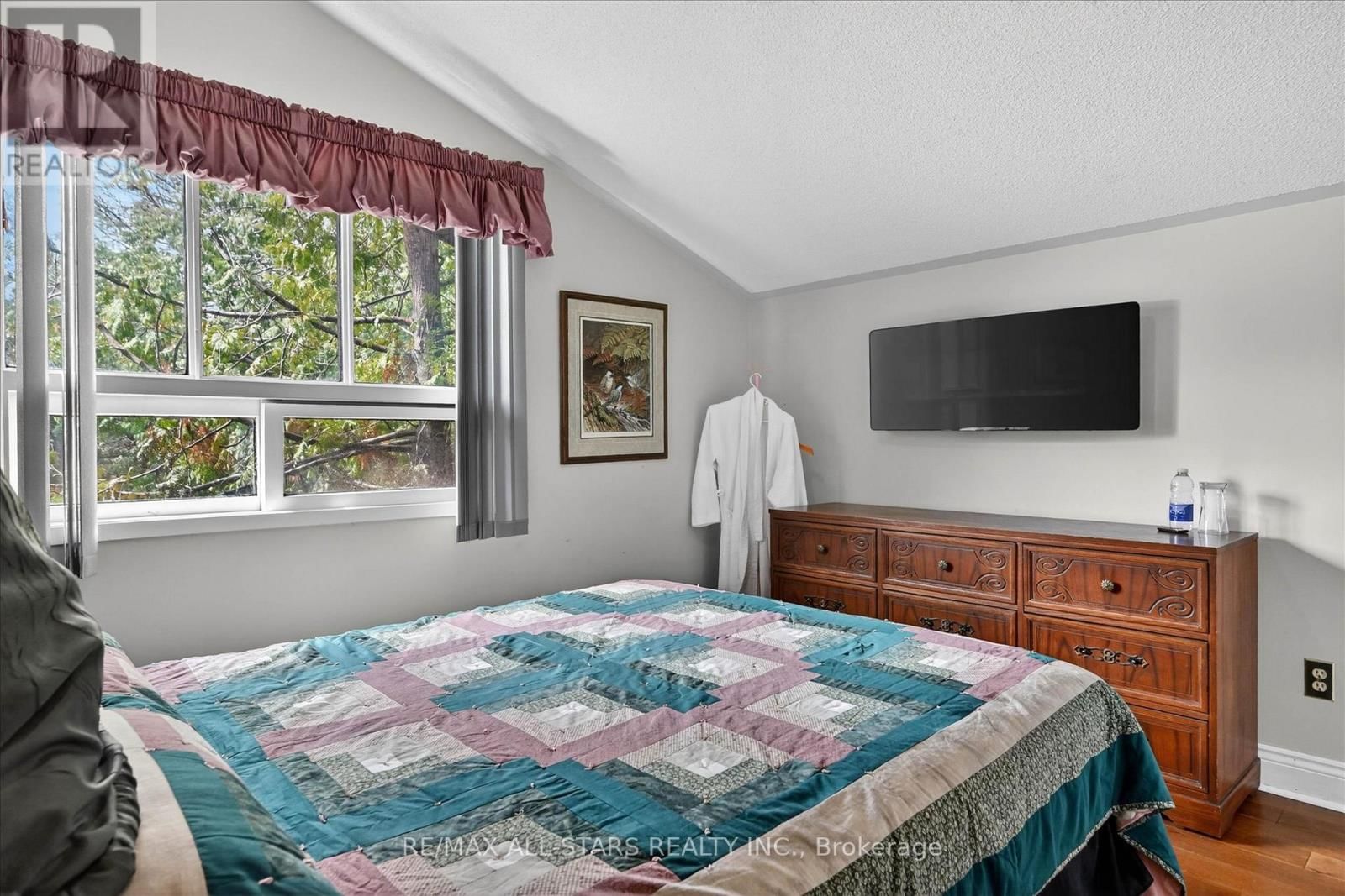 41 CEDAR CRESCENT Image 23