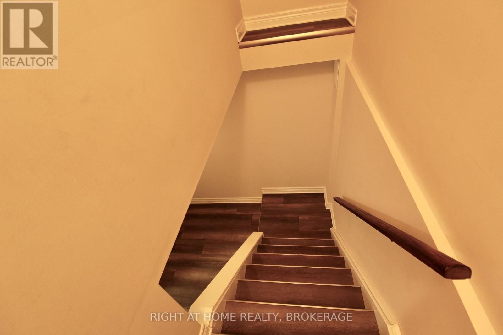 12 LORNE AVENUE Image 16