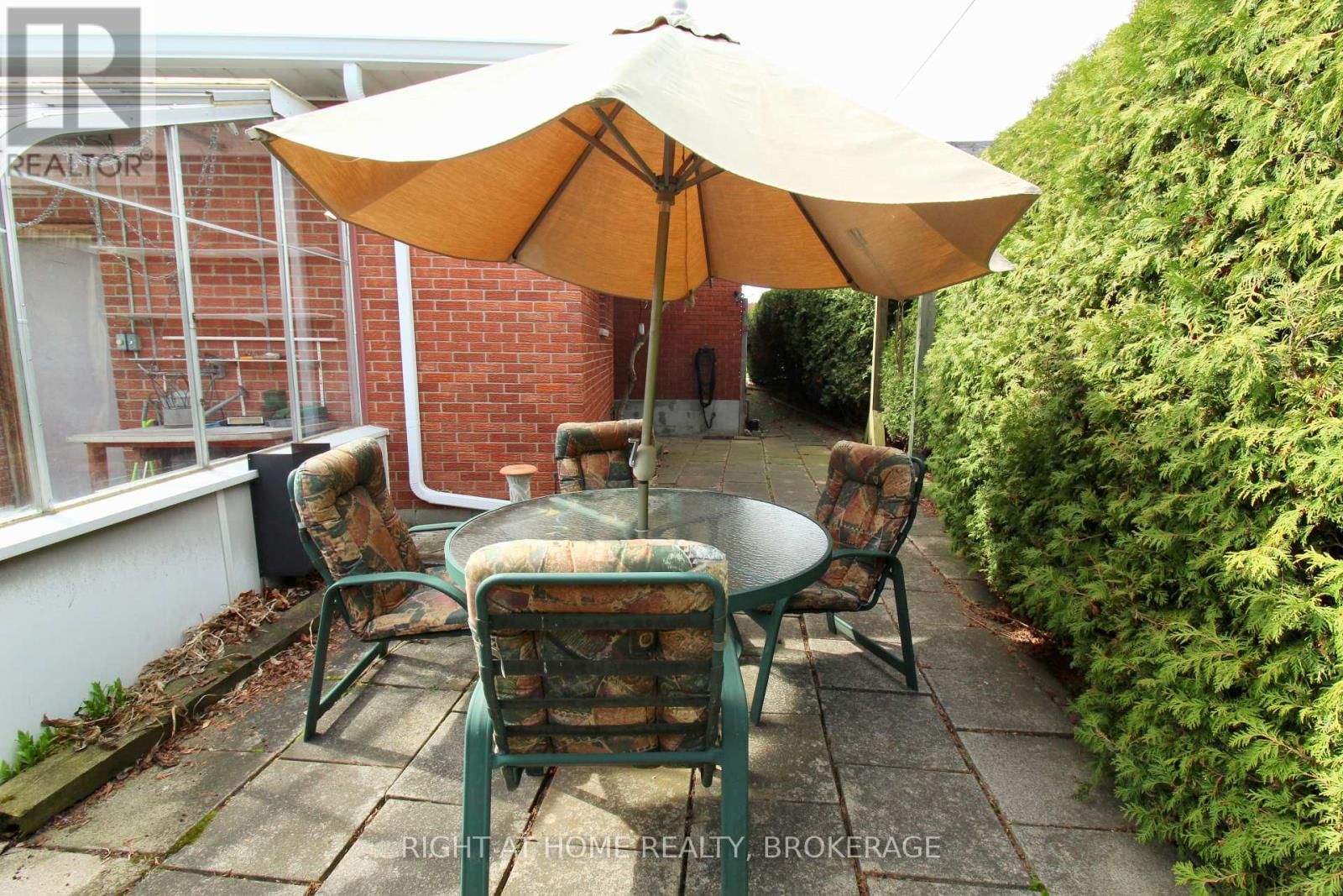 12 LORNE AVENUE Image 27