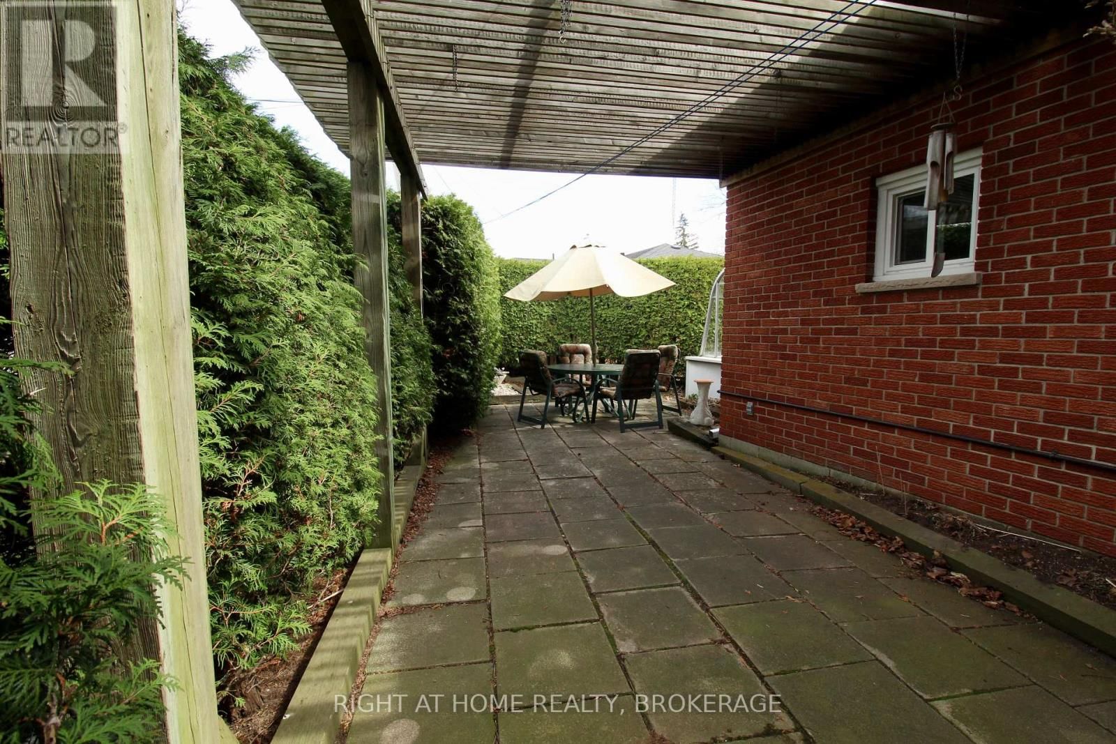 12 LORNE AVENUE Image 29