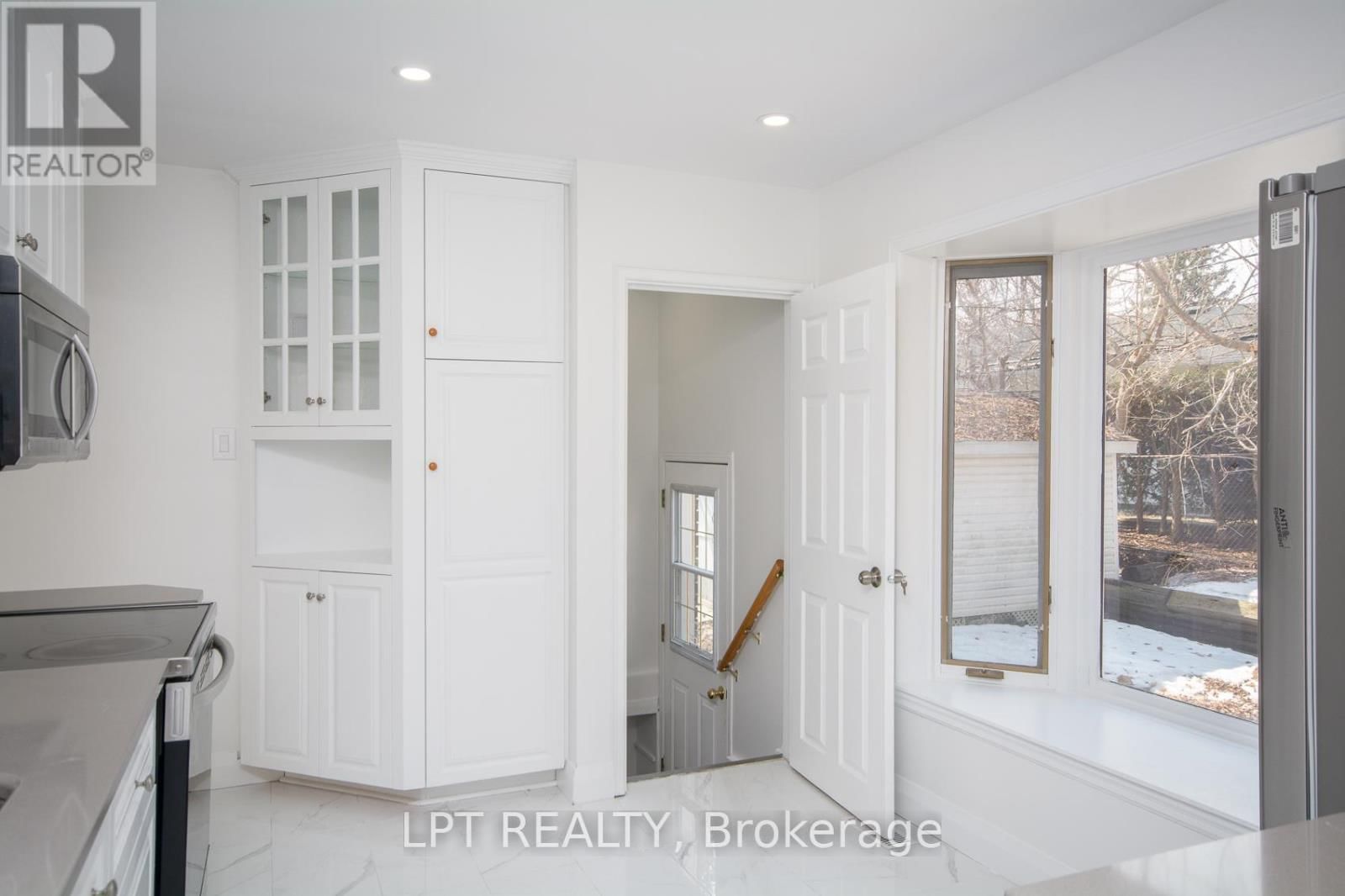 2317 ELMIRA DRIVE Image 16