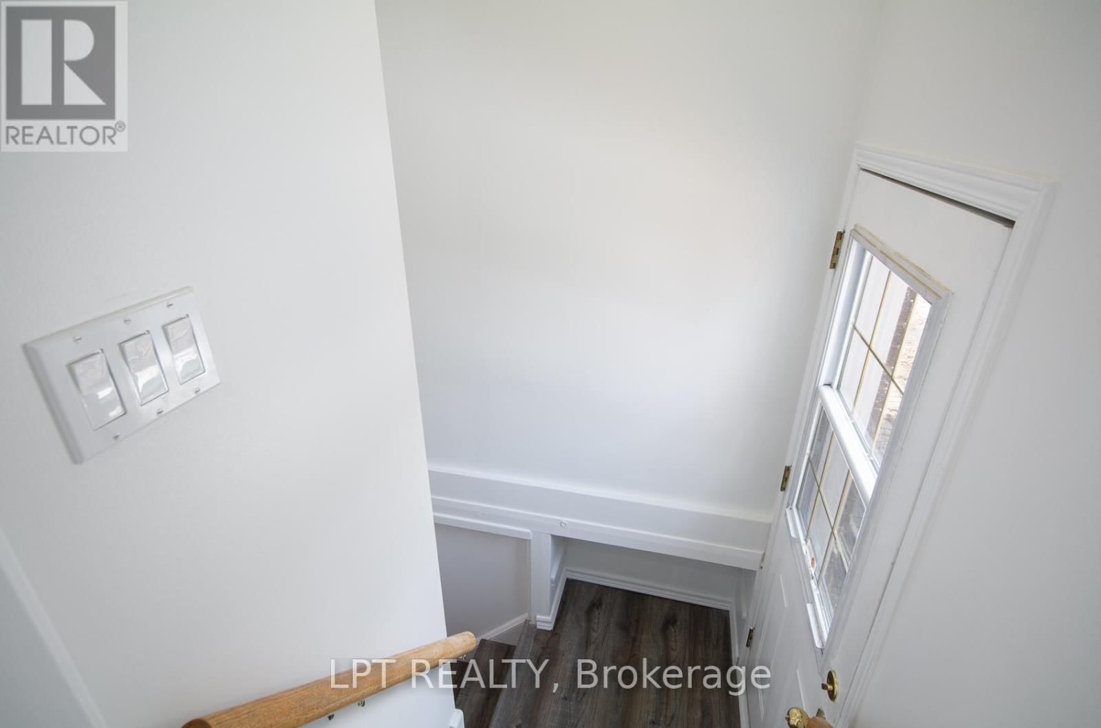 2317 ELMIRA DRIVE Image 32