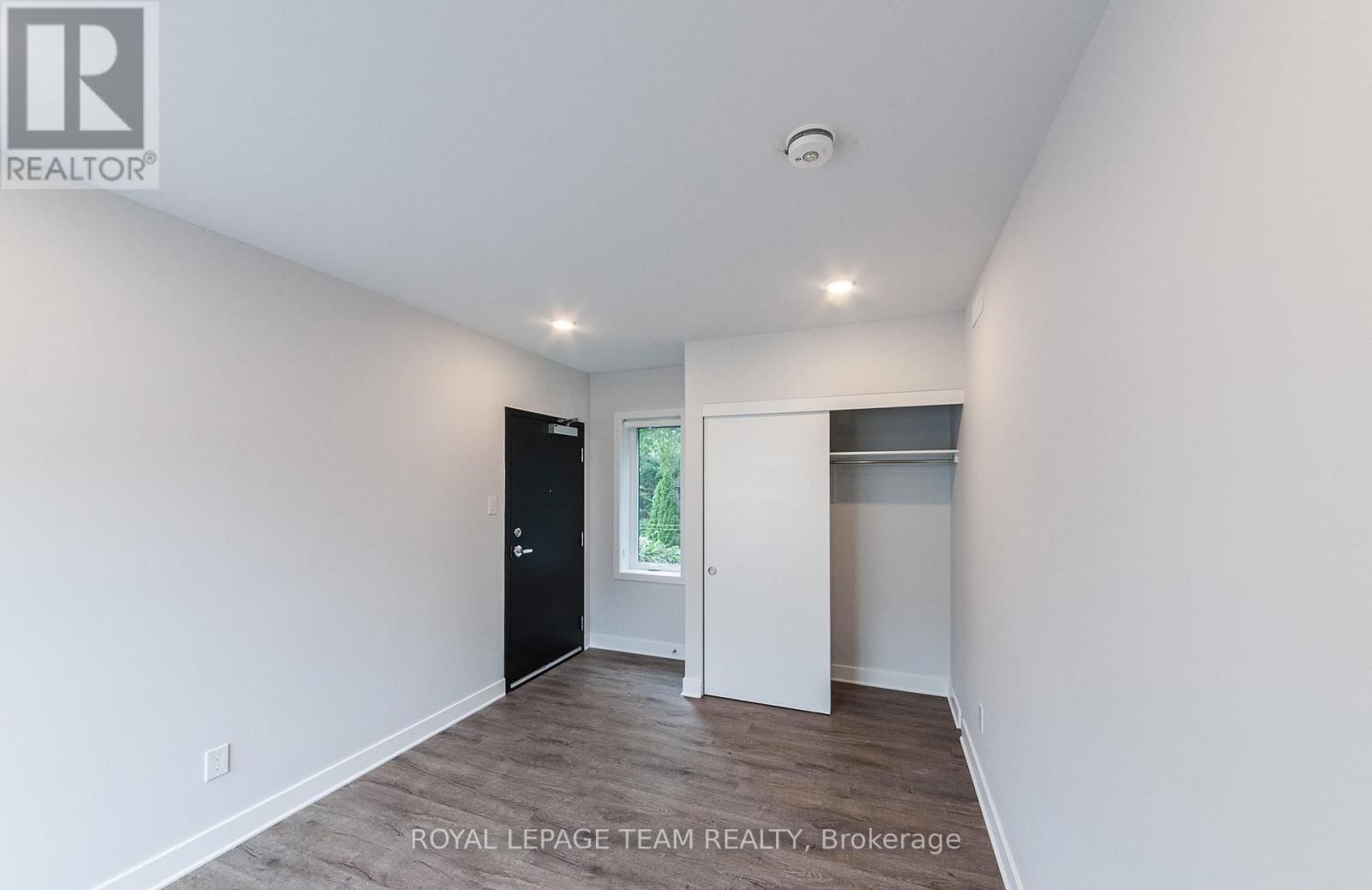 149 WILLOW STREET Image 8