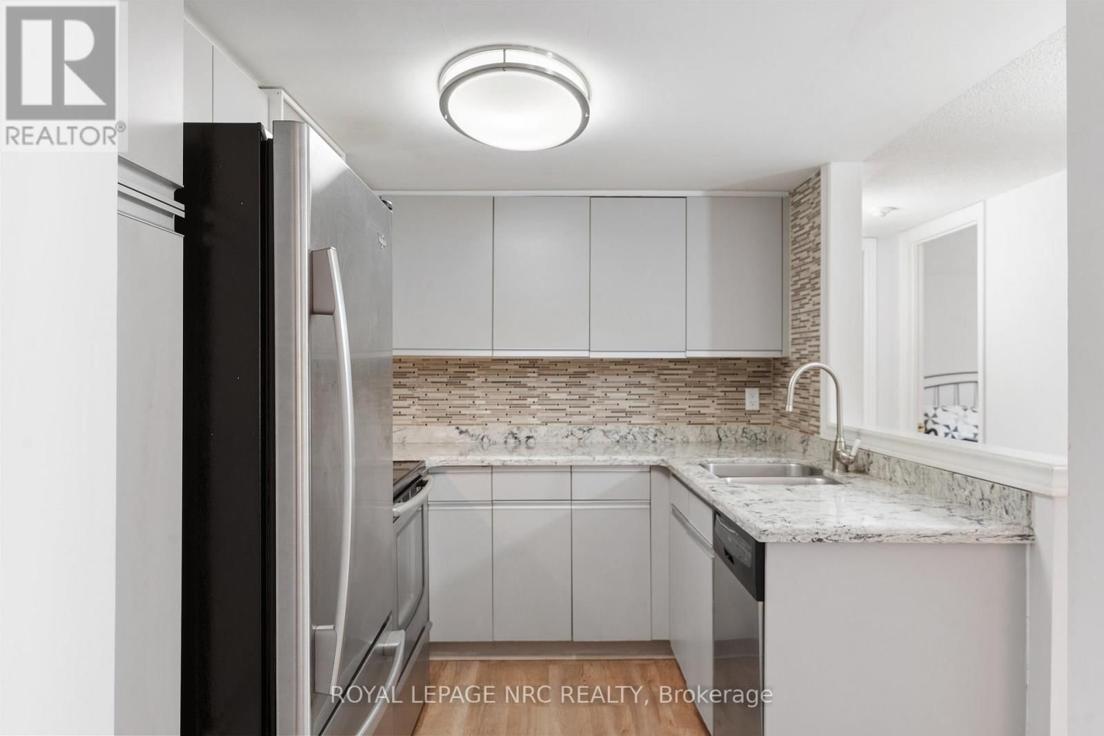 115 - 3420 FREDERICK AVENUE Image 12