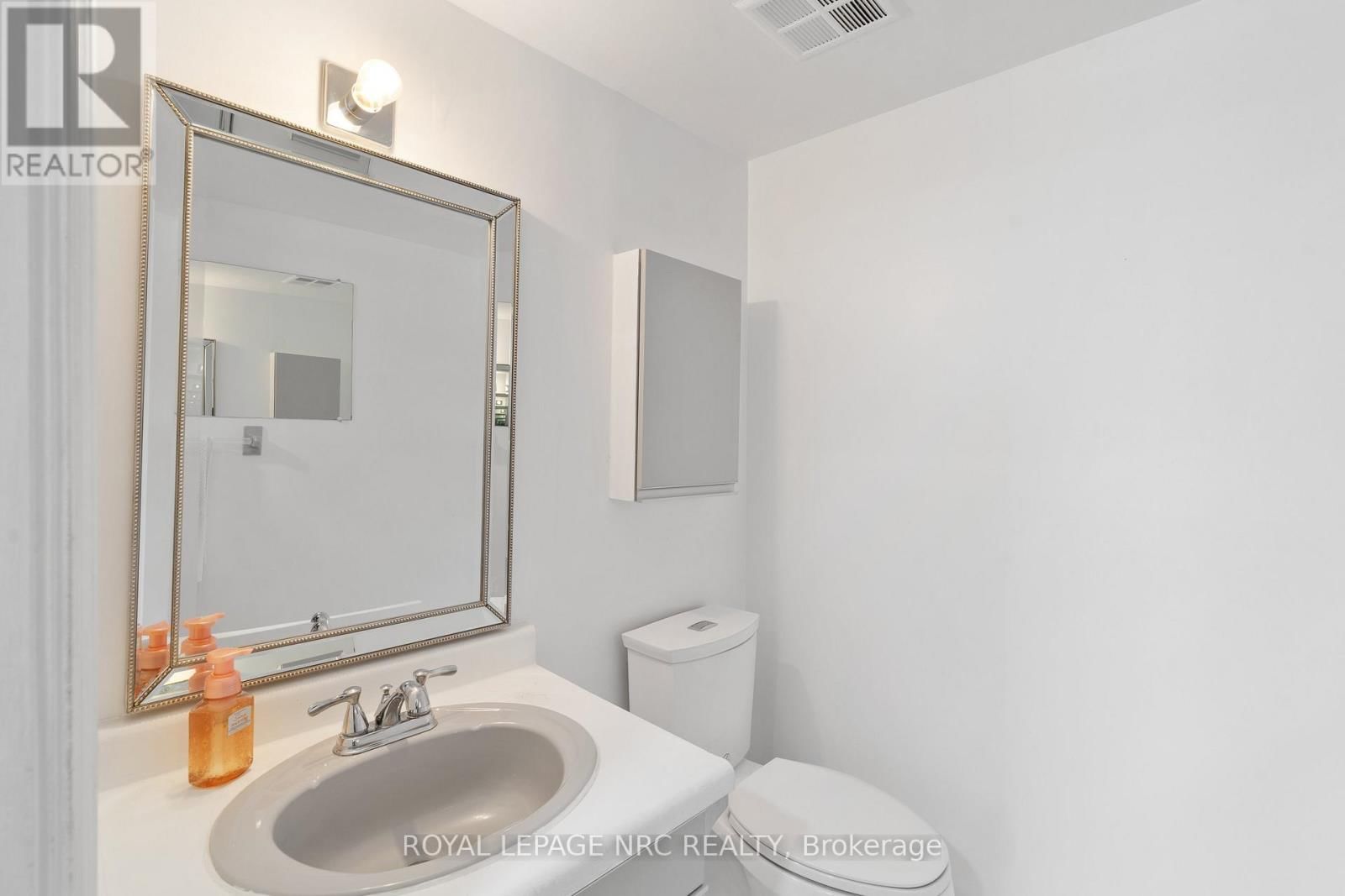 115 - 3420 FREDERICK AVENUE Image 21