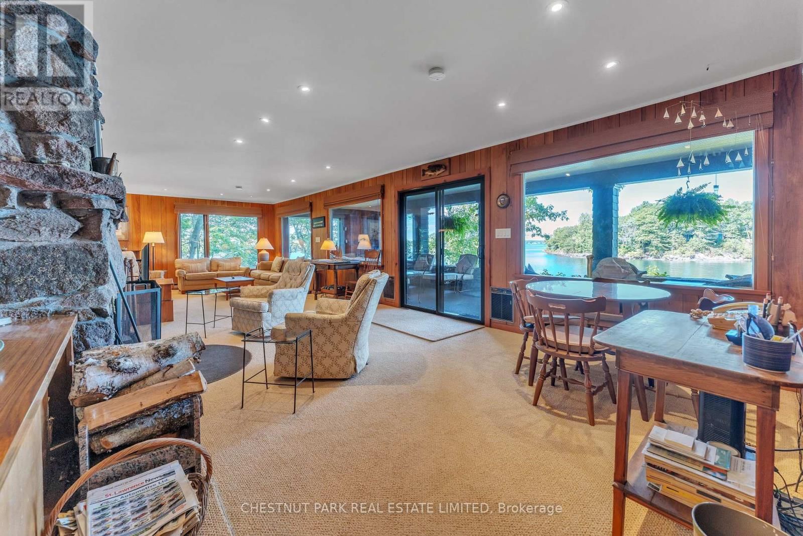 36 BOSTWICK ISLAND Image 8