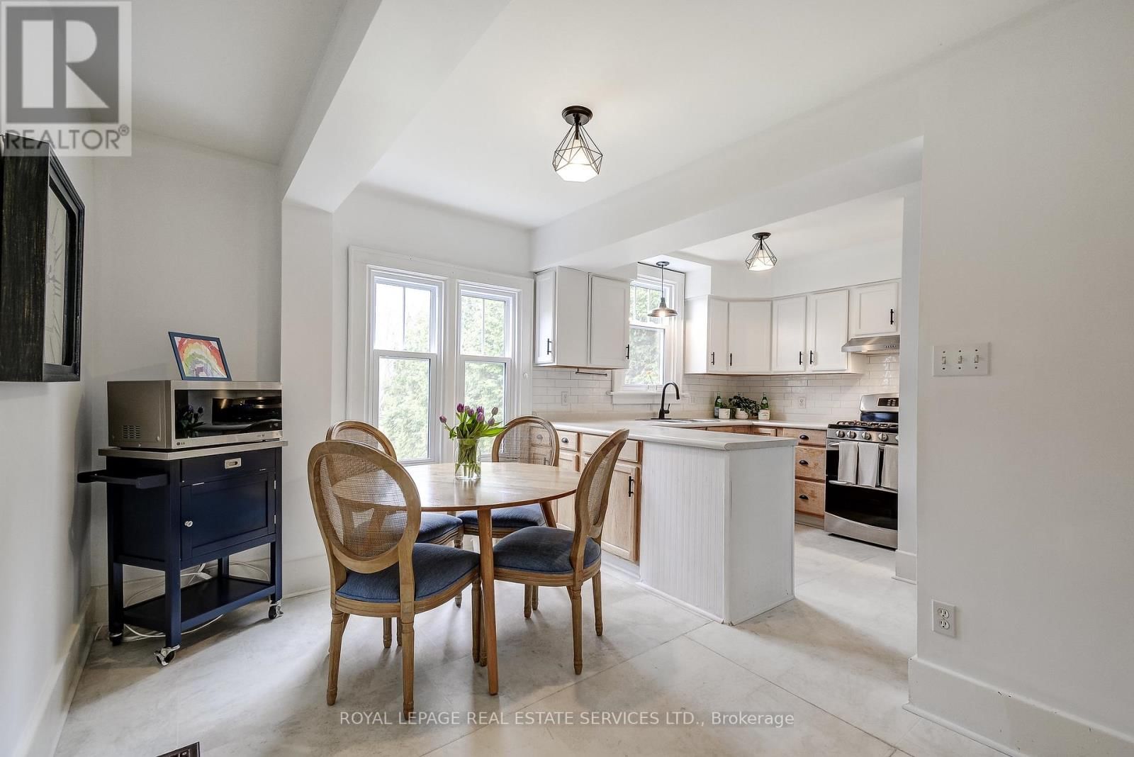 139 LAKE STREET Image 14