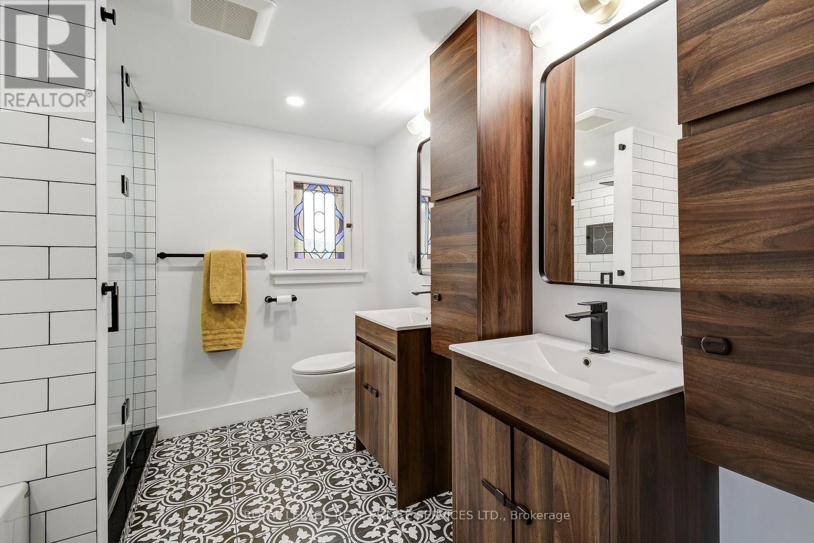 139 LAKE STREET Image 30