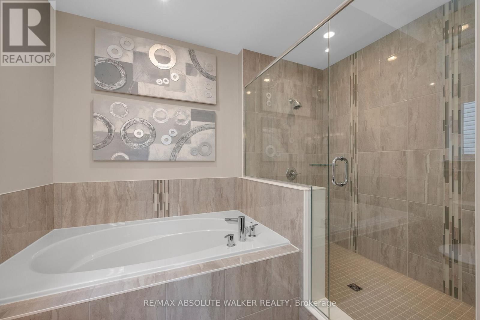 272 STERLING STREET Image 19