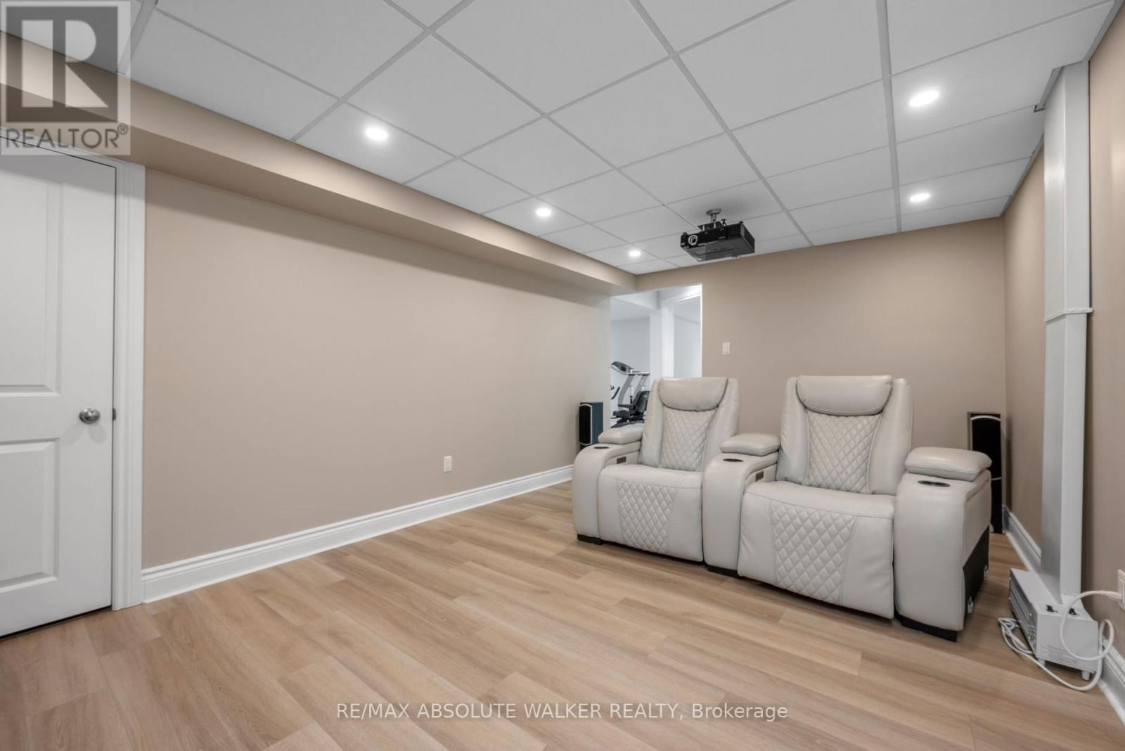 272 STERLING STREET Image 26