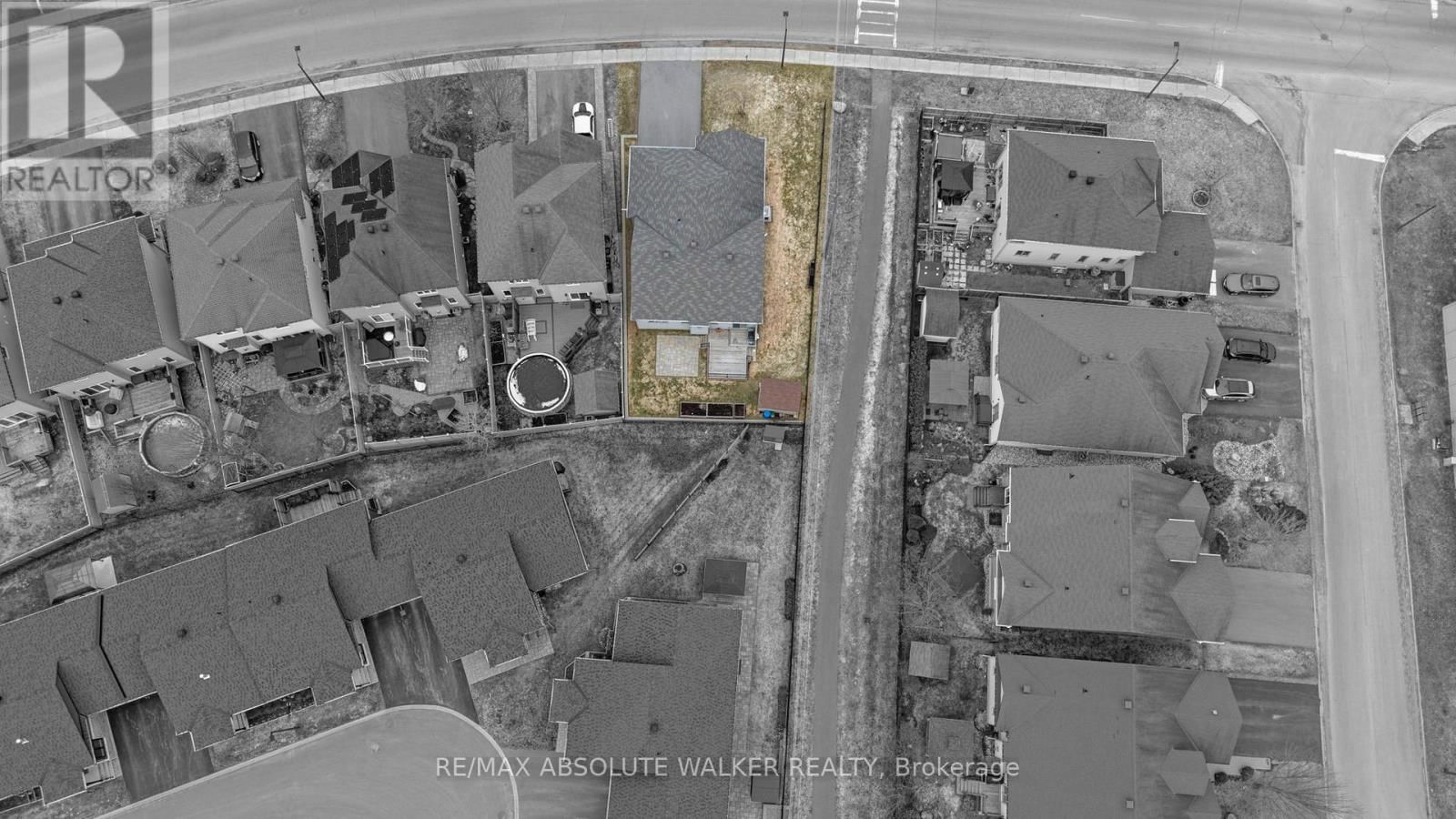 272 STERLING STREET Image 3