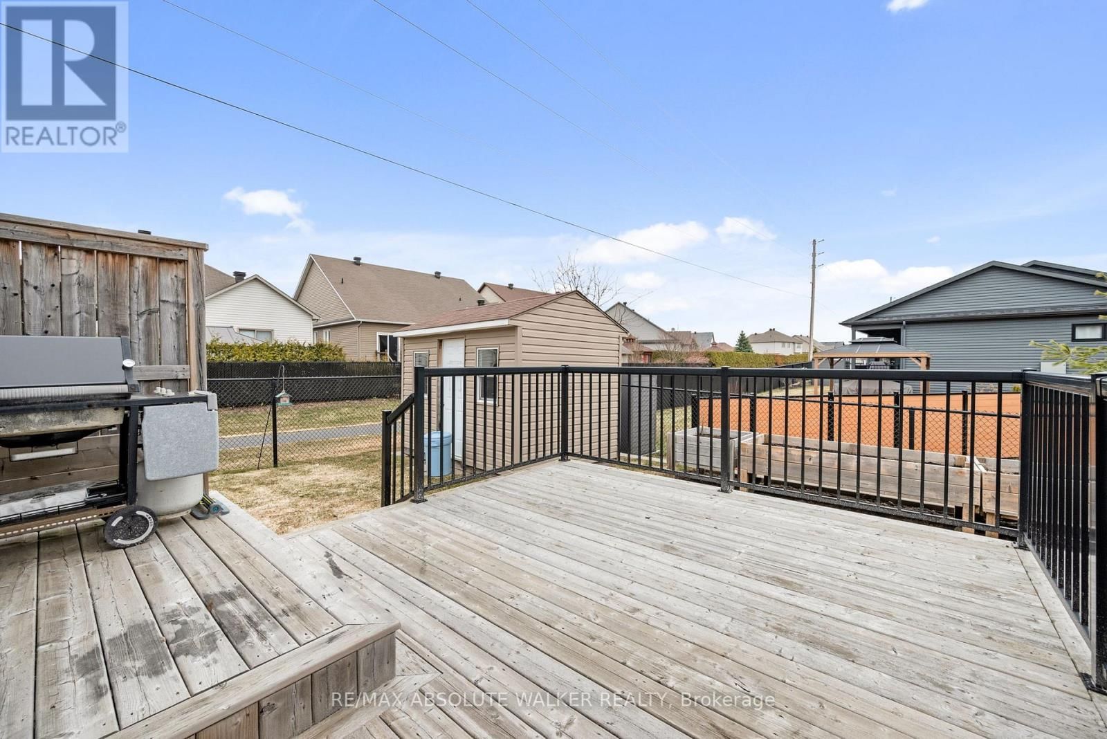 272 STERLING STREET Image 32