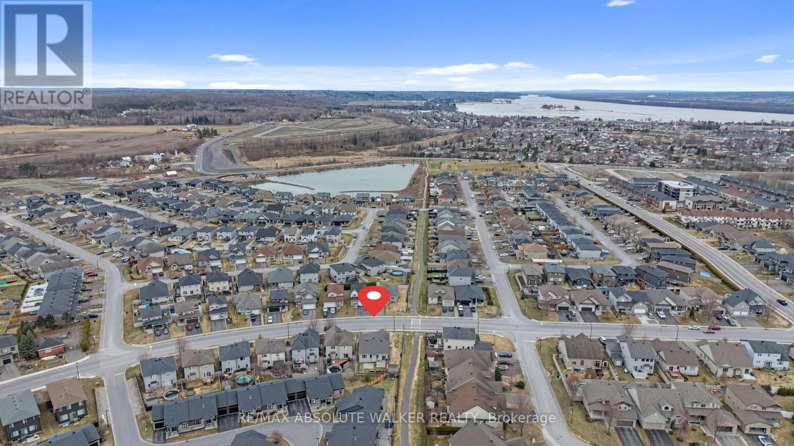 272 STERLING STREET Image 36