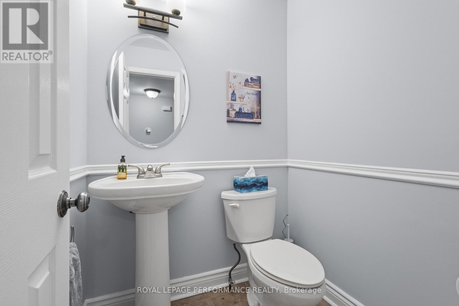 219 SWITZER AVENUE Image 19