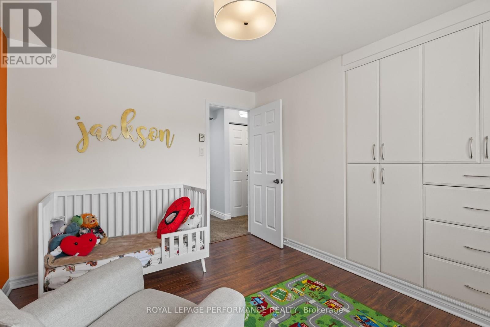 219 SWITZER AVENUE Image 28