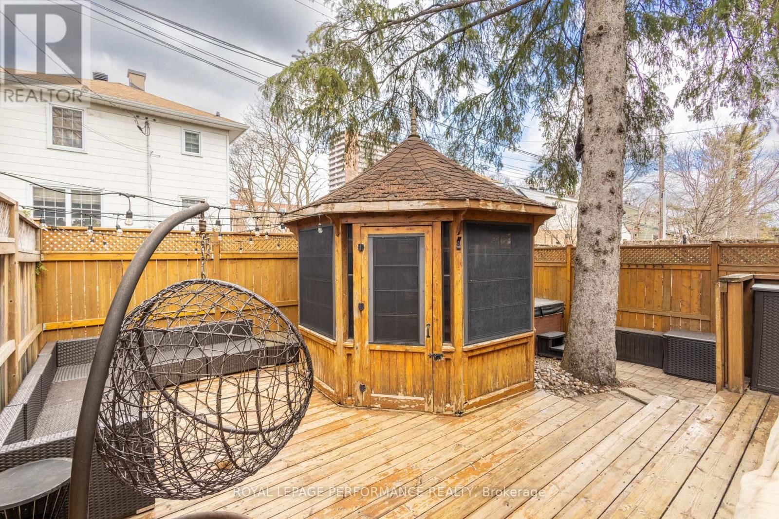 219 SWITZER AVENUE Image 40