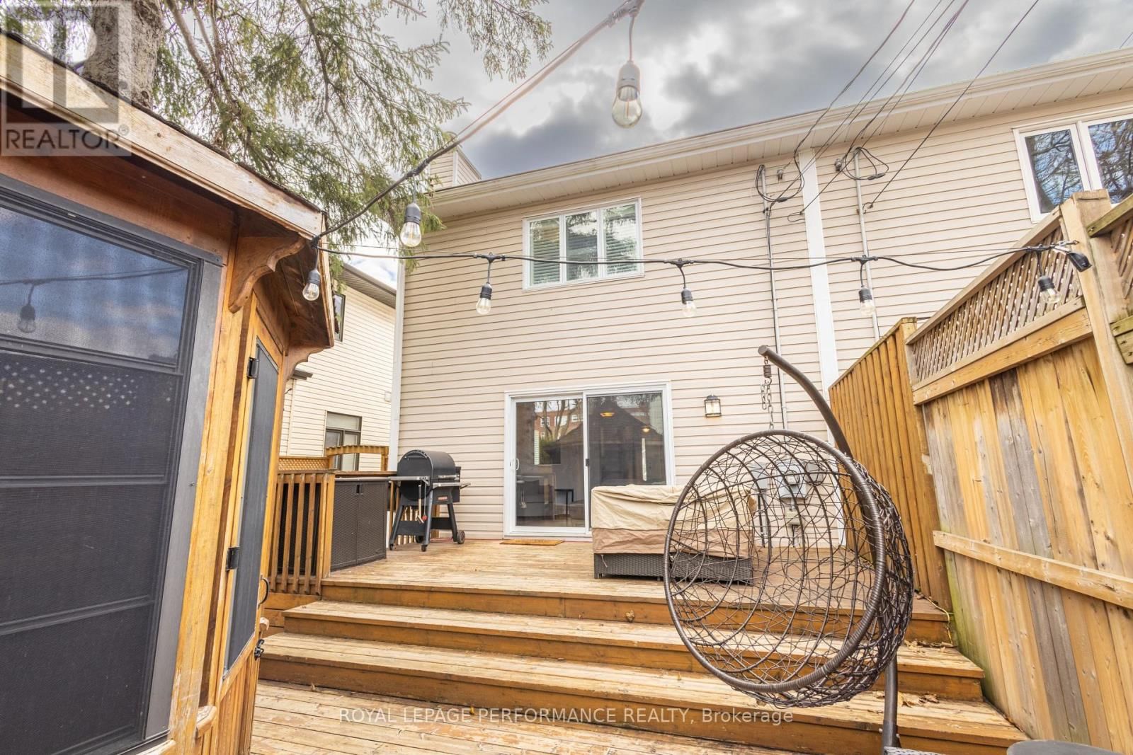 219 SWITZER AVENUE Image 43