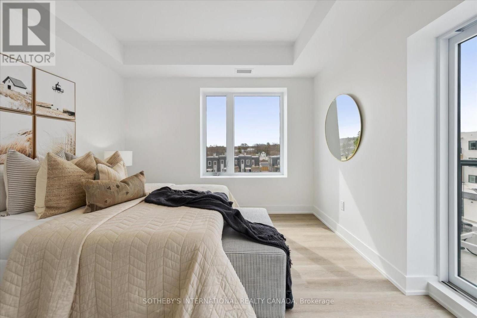 201 - 19B WEST STREET NORTH Image 11