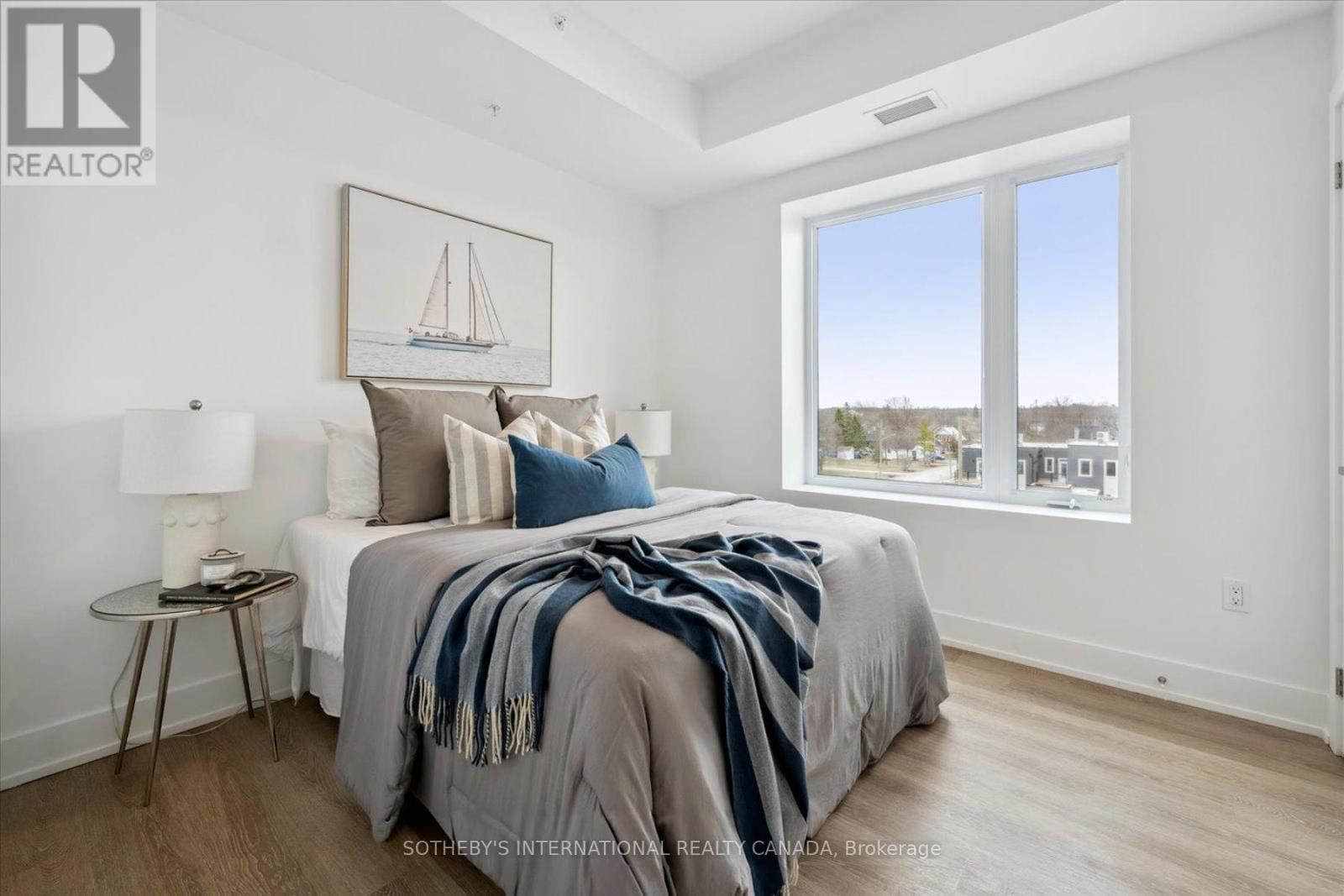 201 - 19B WEST STREET NORTH Image 18