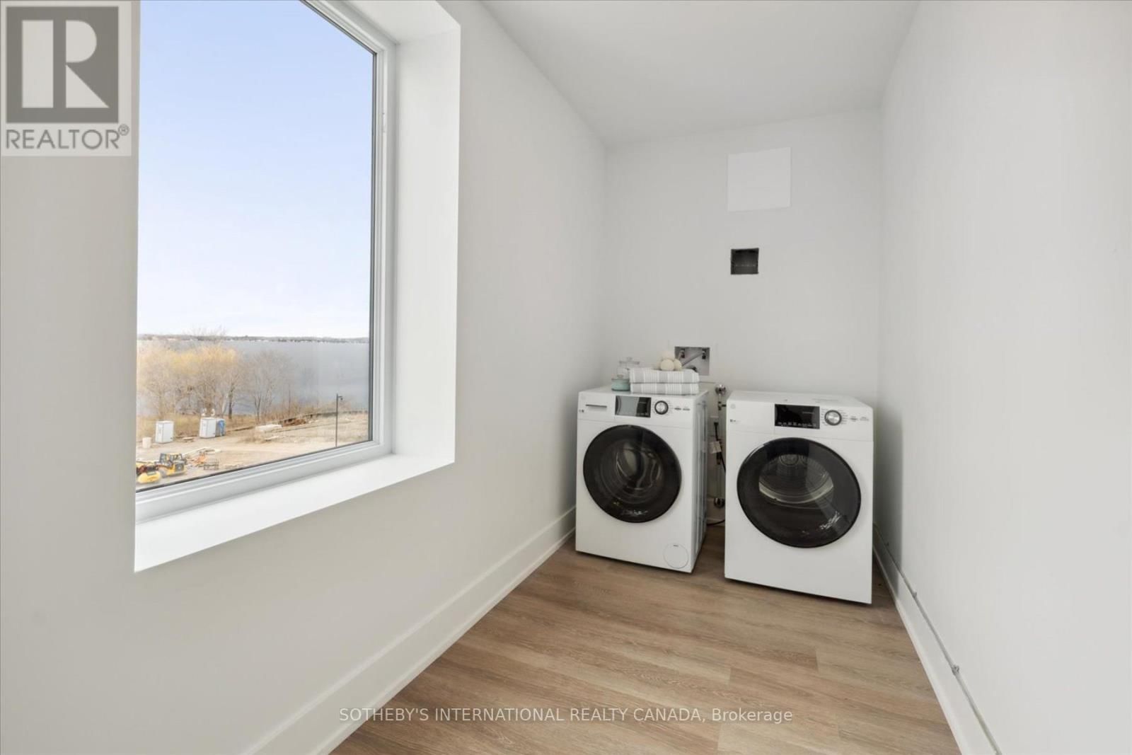 201 - 19B WEST STREET NORTH Image 22