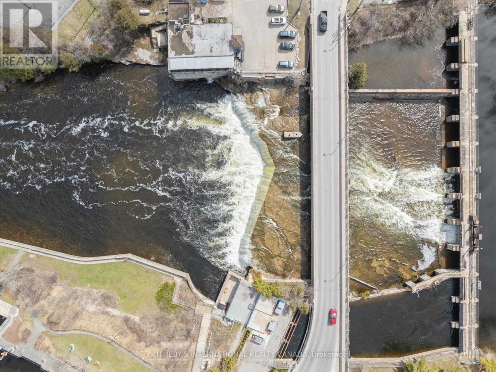 201 - 19B WEST STREET NORTH Image 42