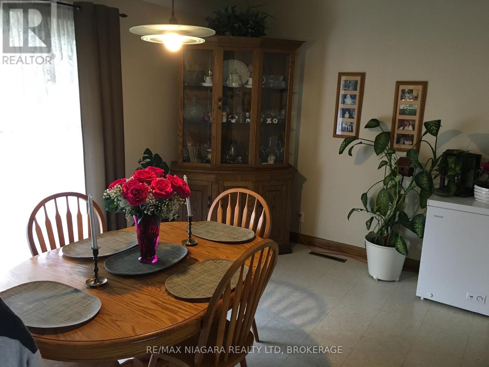 4577 DRUMMOND ROAD Image 11