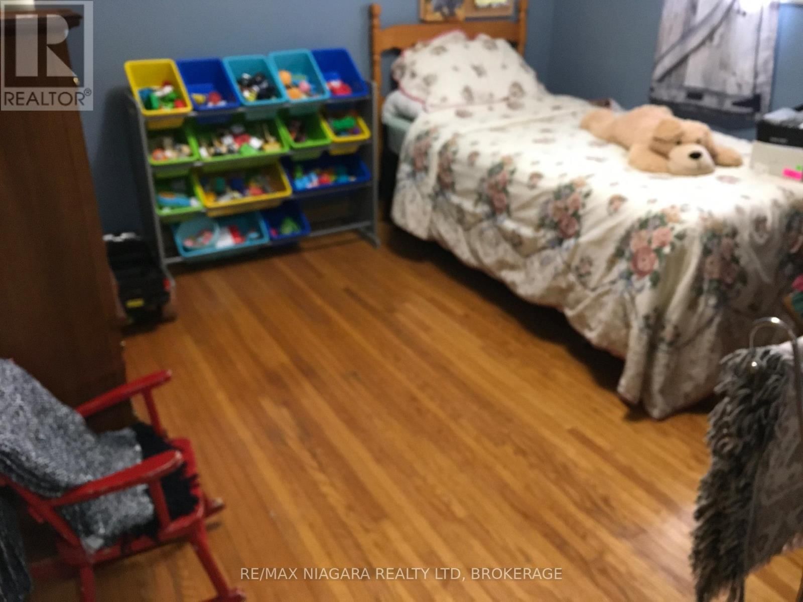 4577 DRUMMOND ROAD Image 25