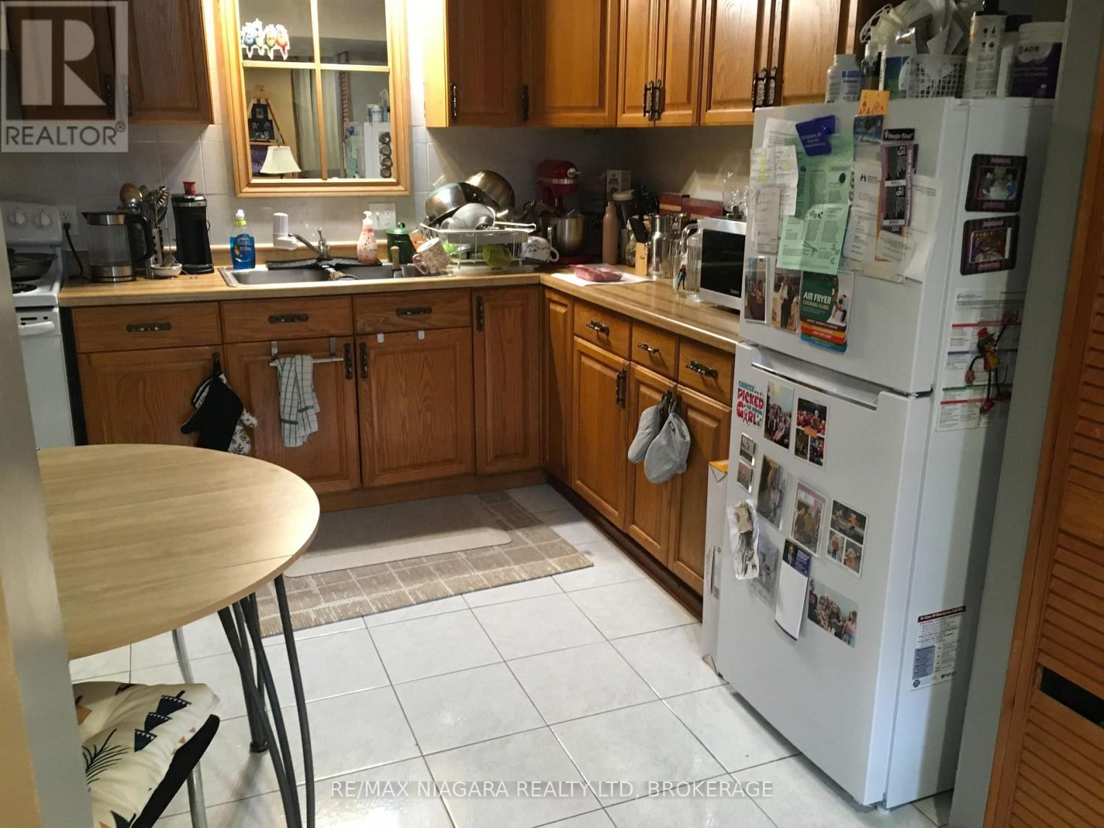 4577 DRUMMOND ROAD Image 49