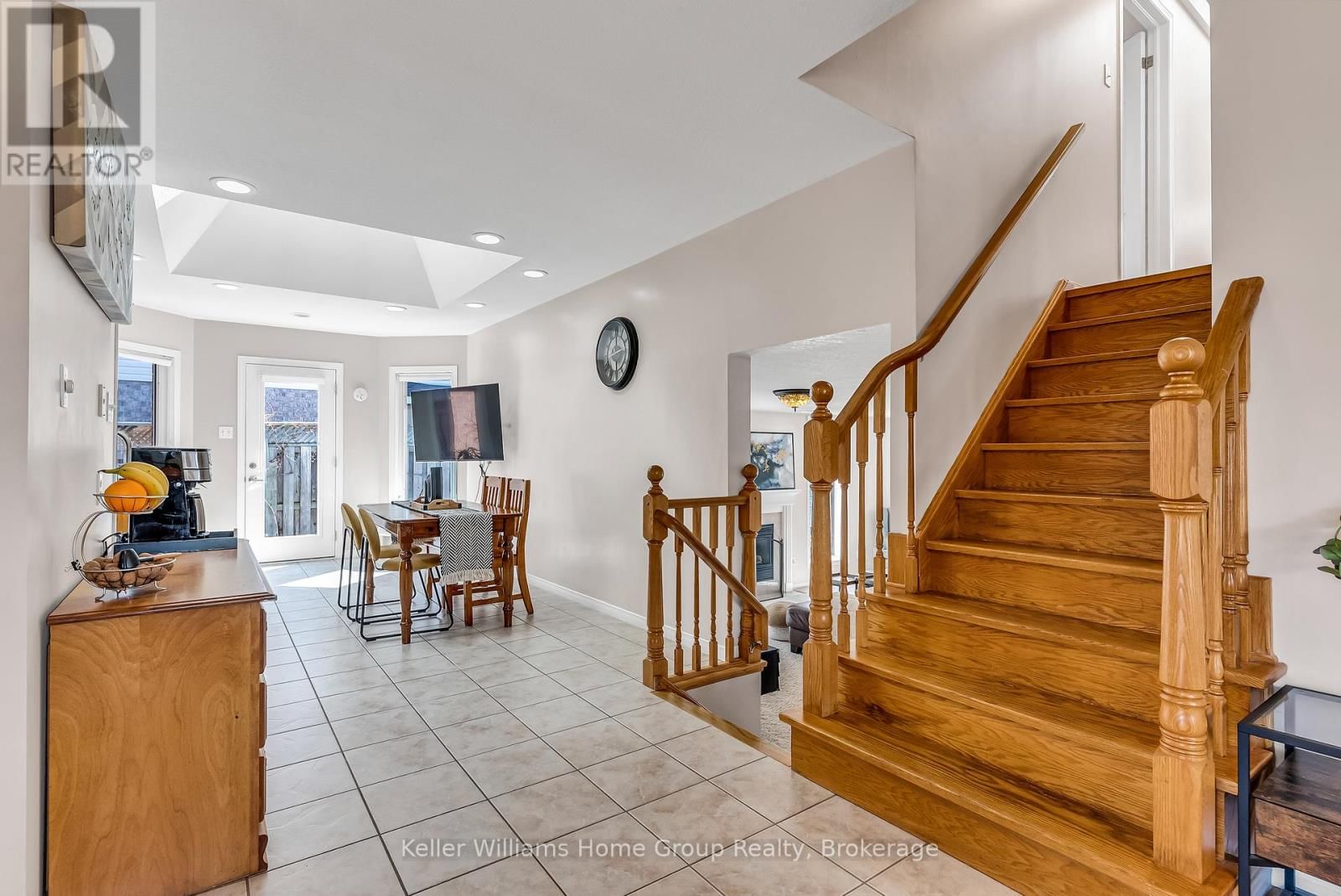 6 GIBBS CRESCENT Image 12