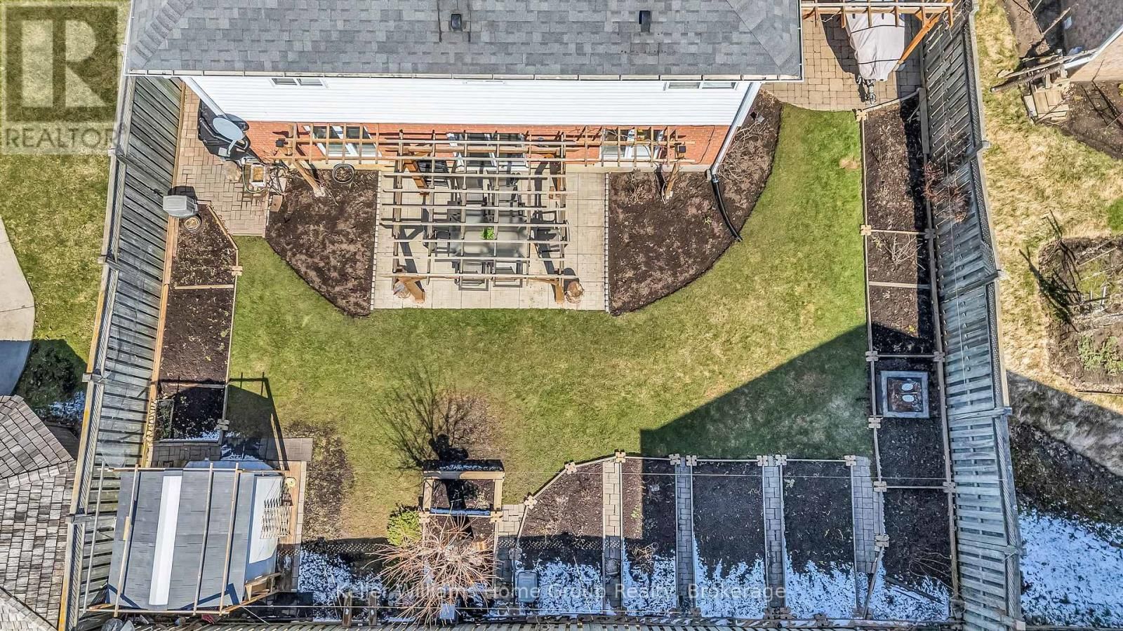 6 GIBBS CRESCENT Image 5