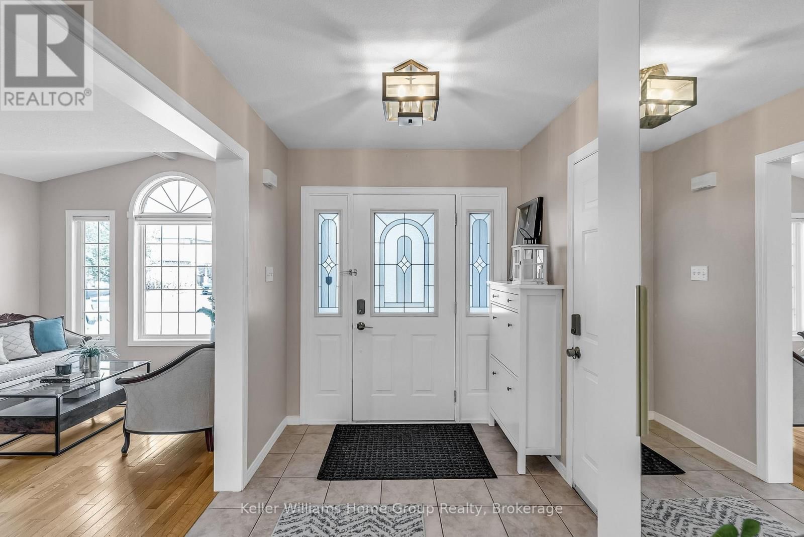 6 GIBBS CRESCENT Image 6