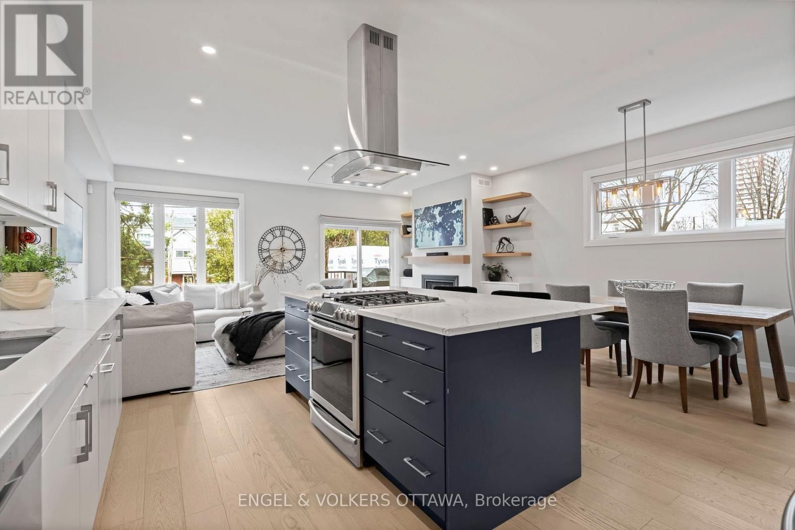 263 DOVERCOURT AVENUE Image 11