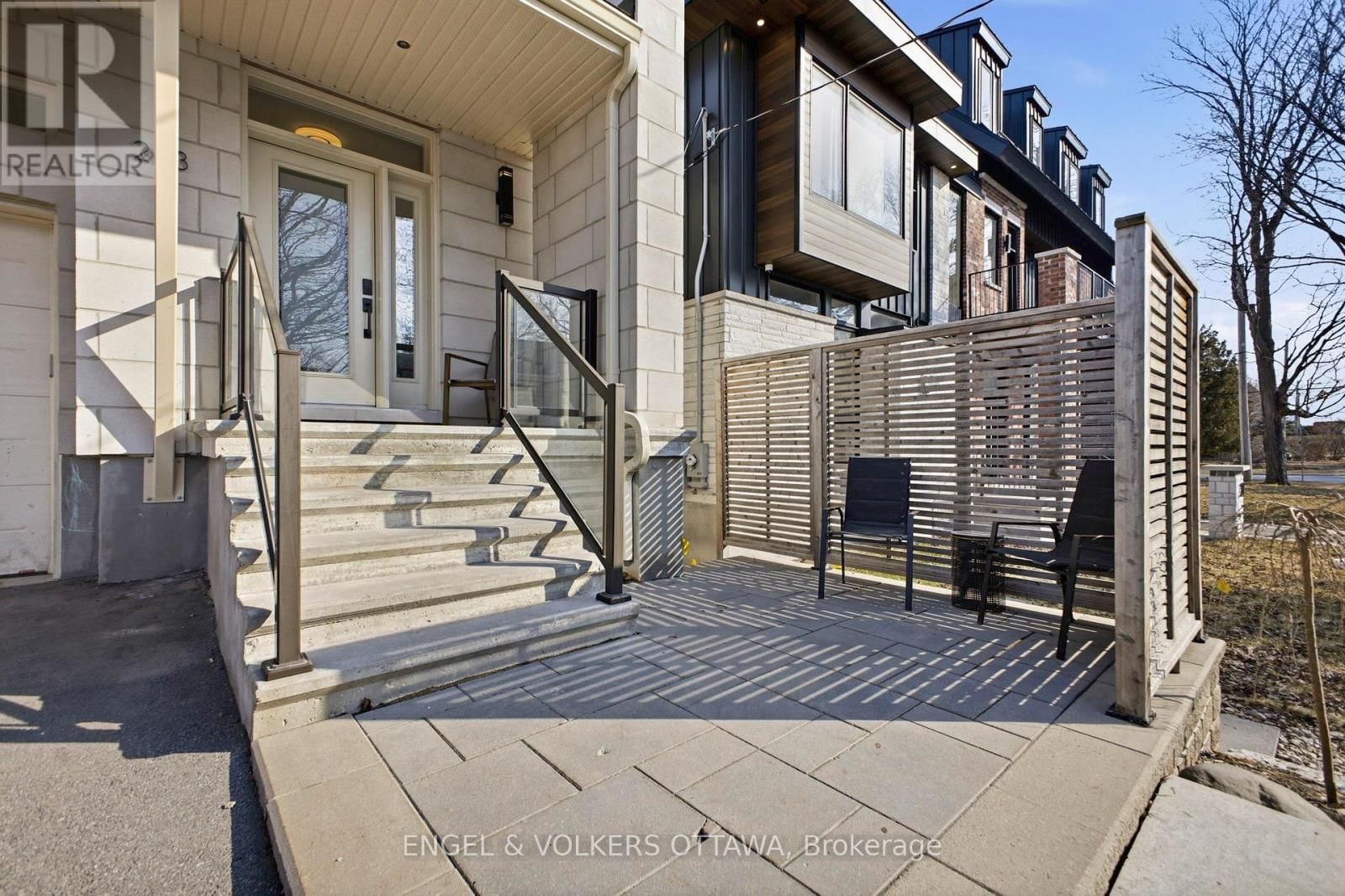 263 DOVERCOURT AVENUE Image 2