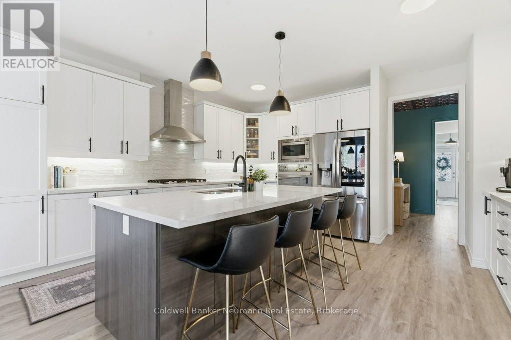 96 HARPIN WAY EAST Image 11