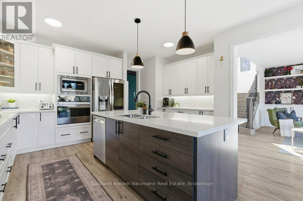 96 HARPIN WAY EAST Image 12