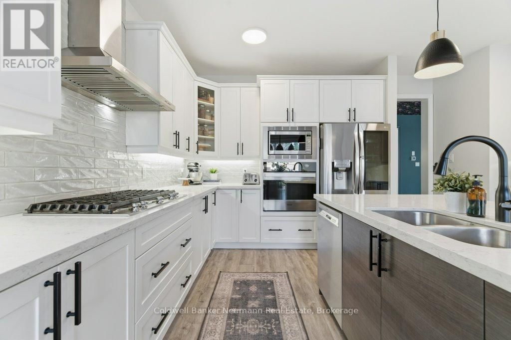 96 HARPIN WAY EAST Image 13