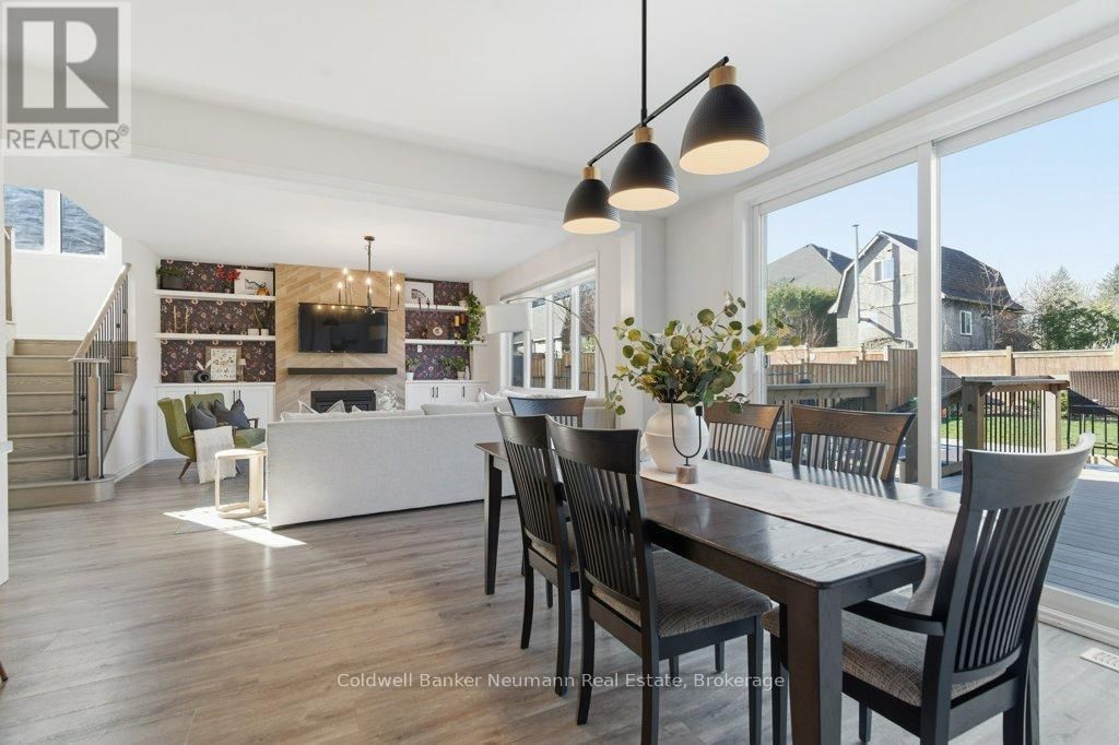 96 HARPIN WAY EAST Image 15