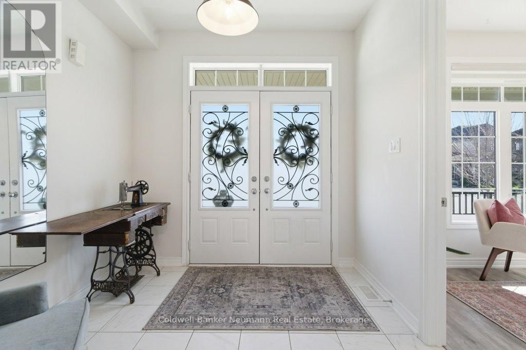 96 HARPIN WAY EAST Image 5