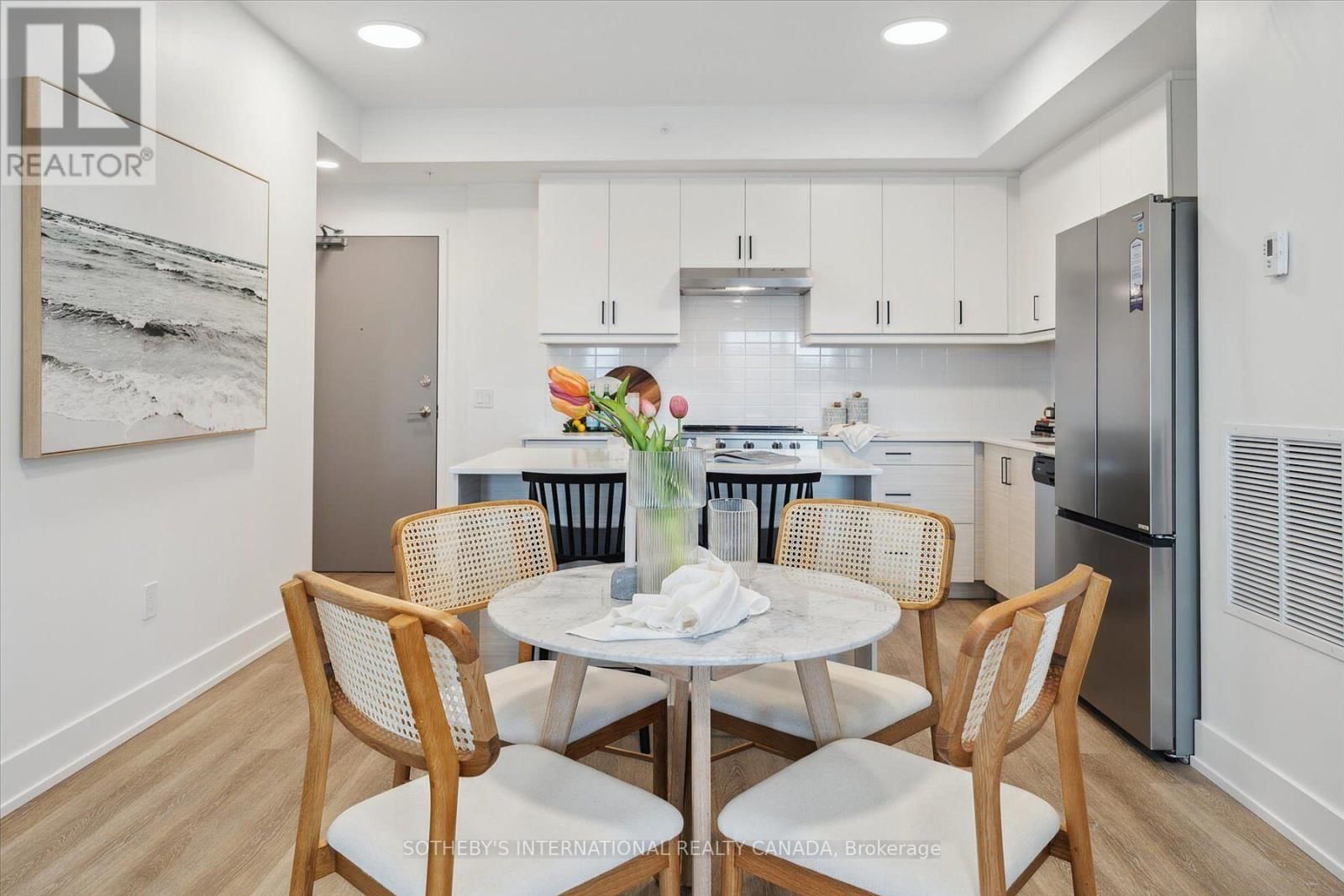 306 - 19B WEST STREET NORTH Image 28