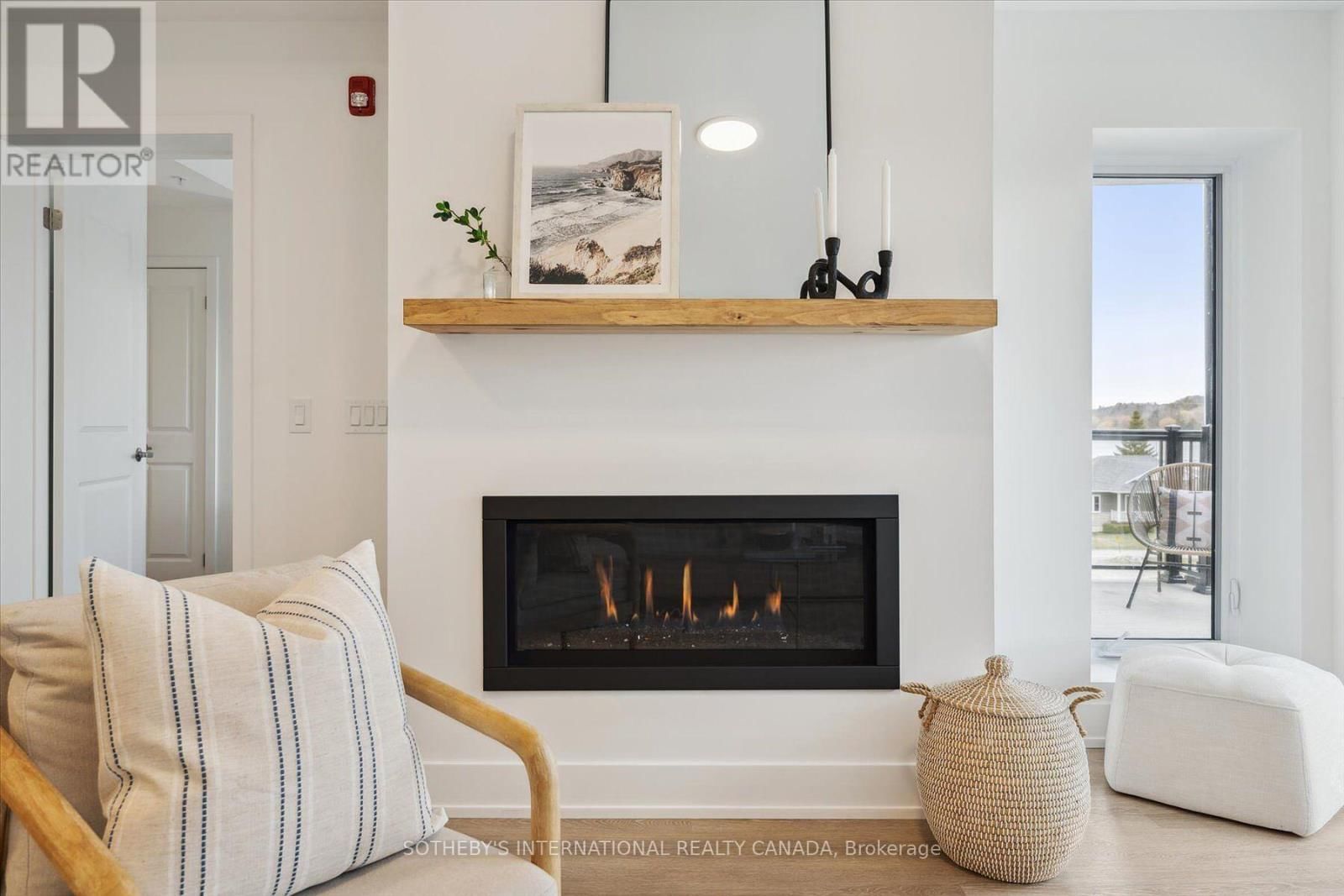 306 - 19B WEST STREET NORTH Image 3