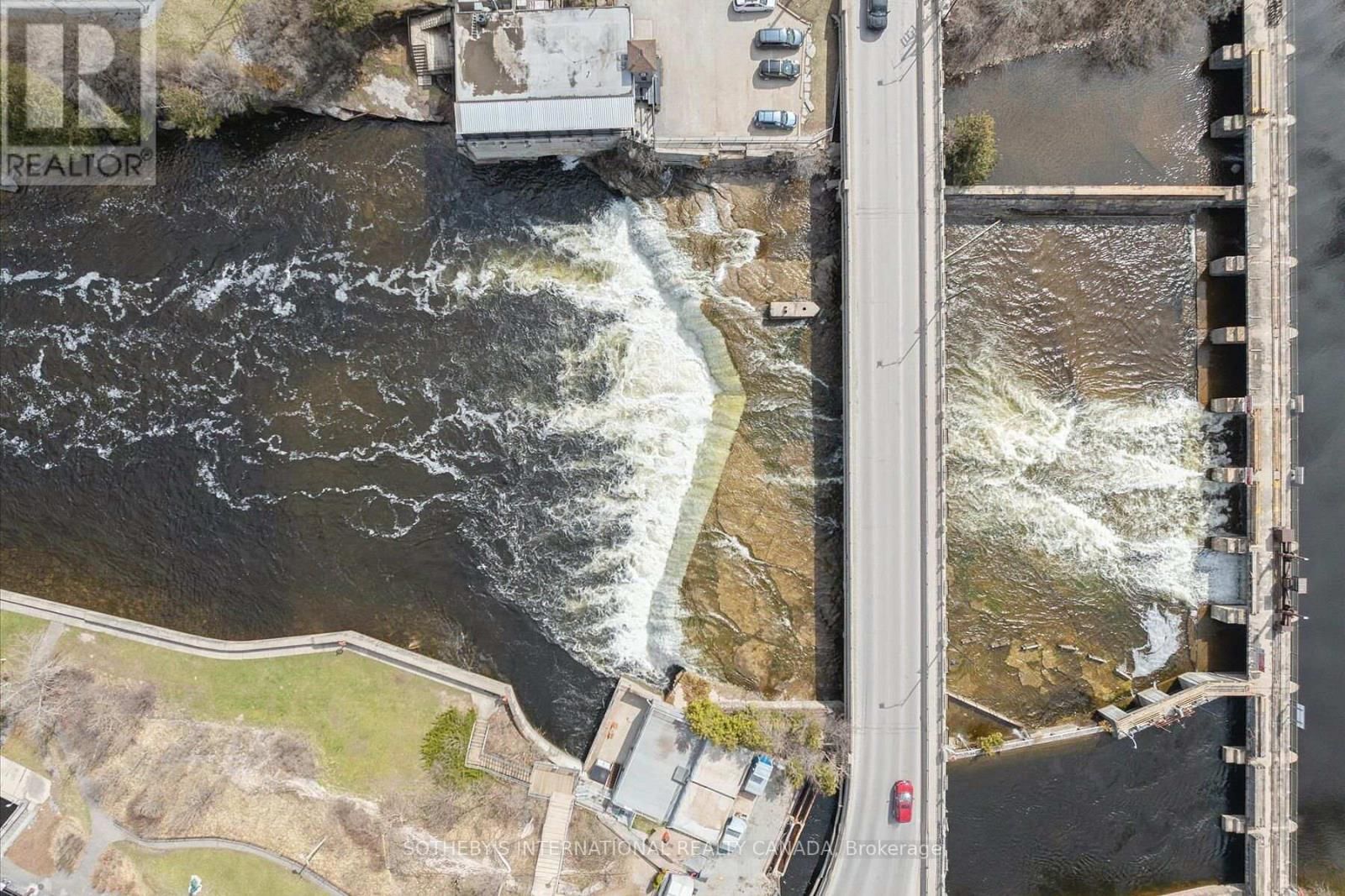 306 - 19B WEST STREET NORTH Image 45