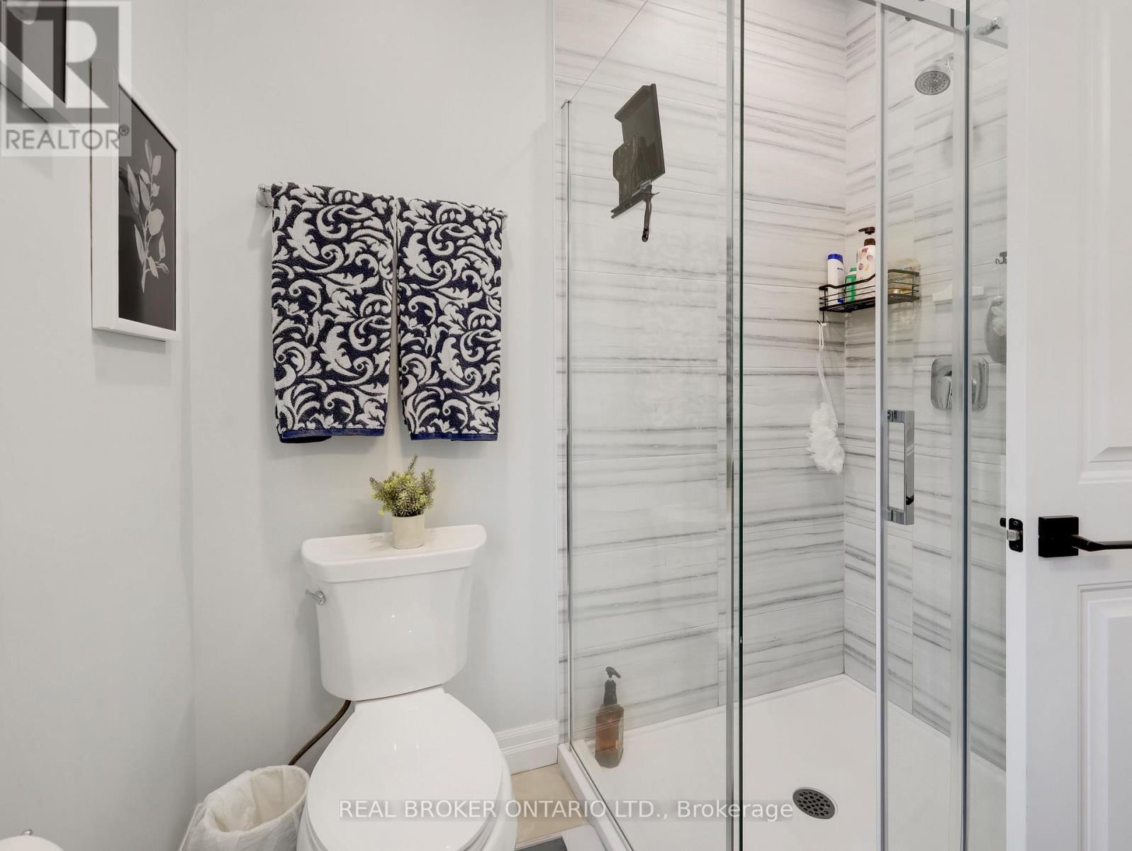 11 - 68 CEDAR STREET Image 13