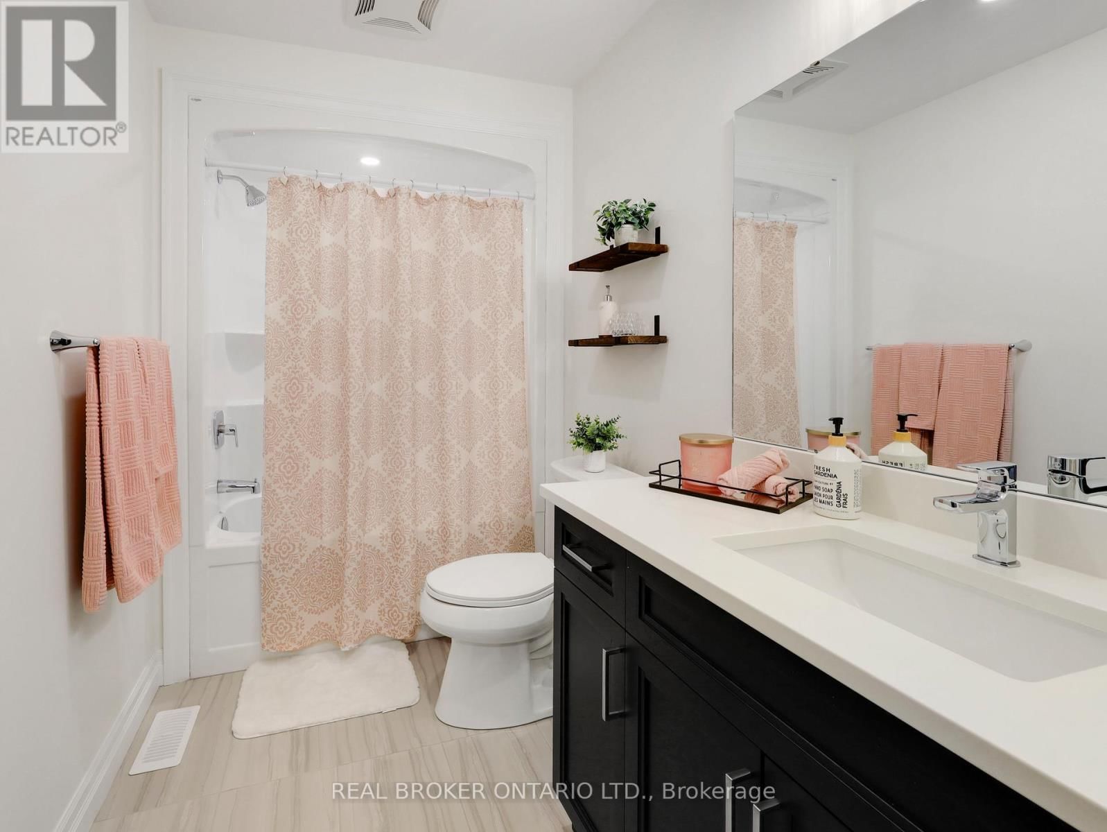 11 - 68 CEDAR STREET Image 22