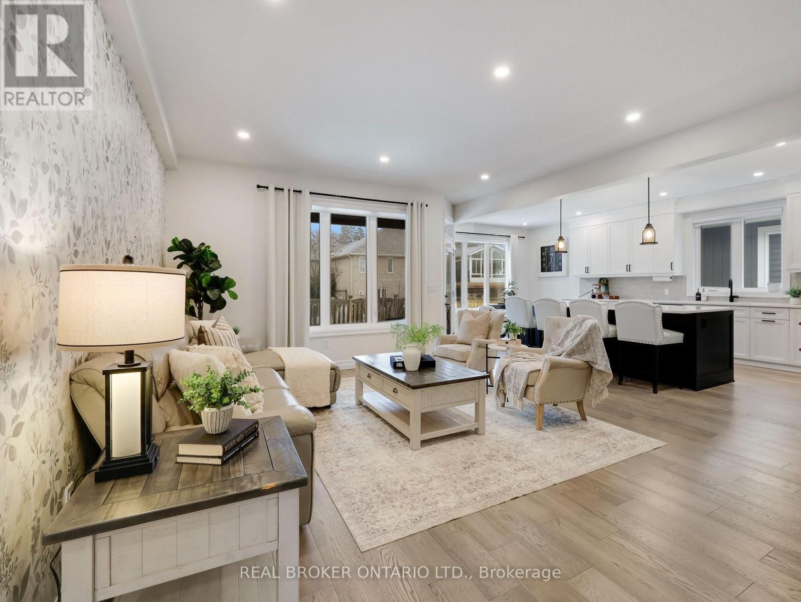 11 - 68 CEDAR STREET Image 3