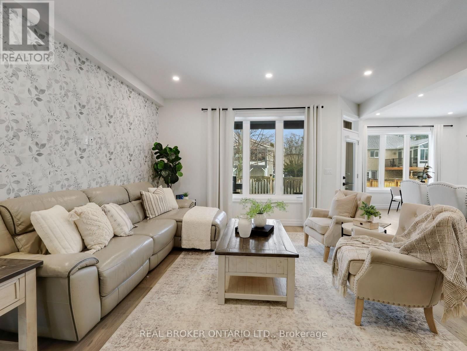 11 - 68 CEDAR STREET Image 7