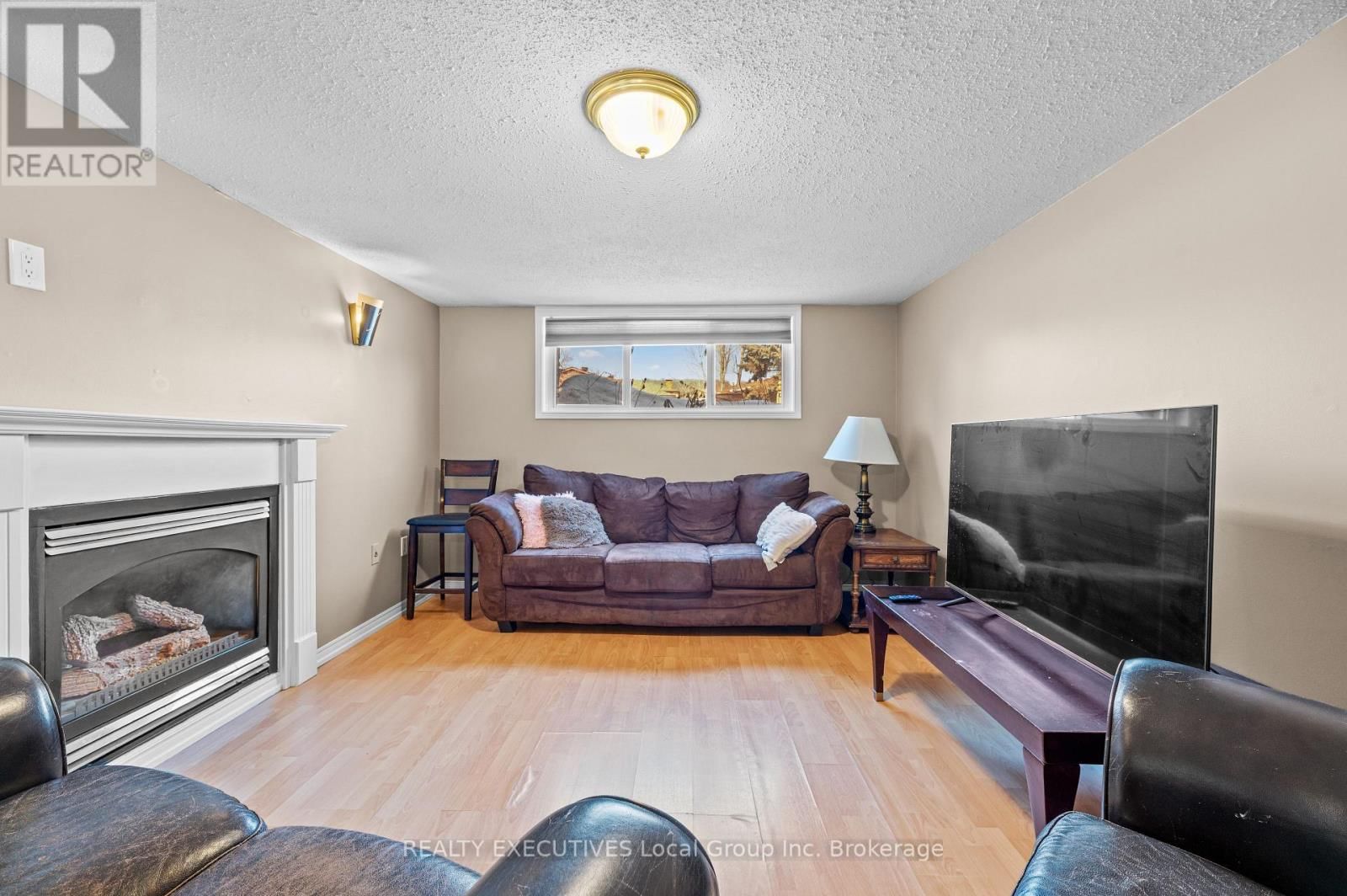 32 OAKDALE ROAD Image 21