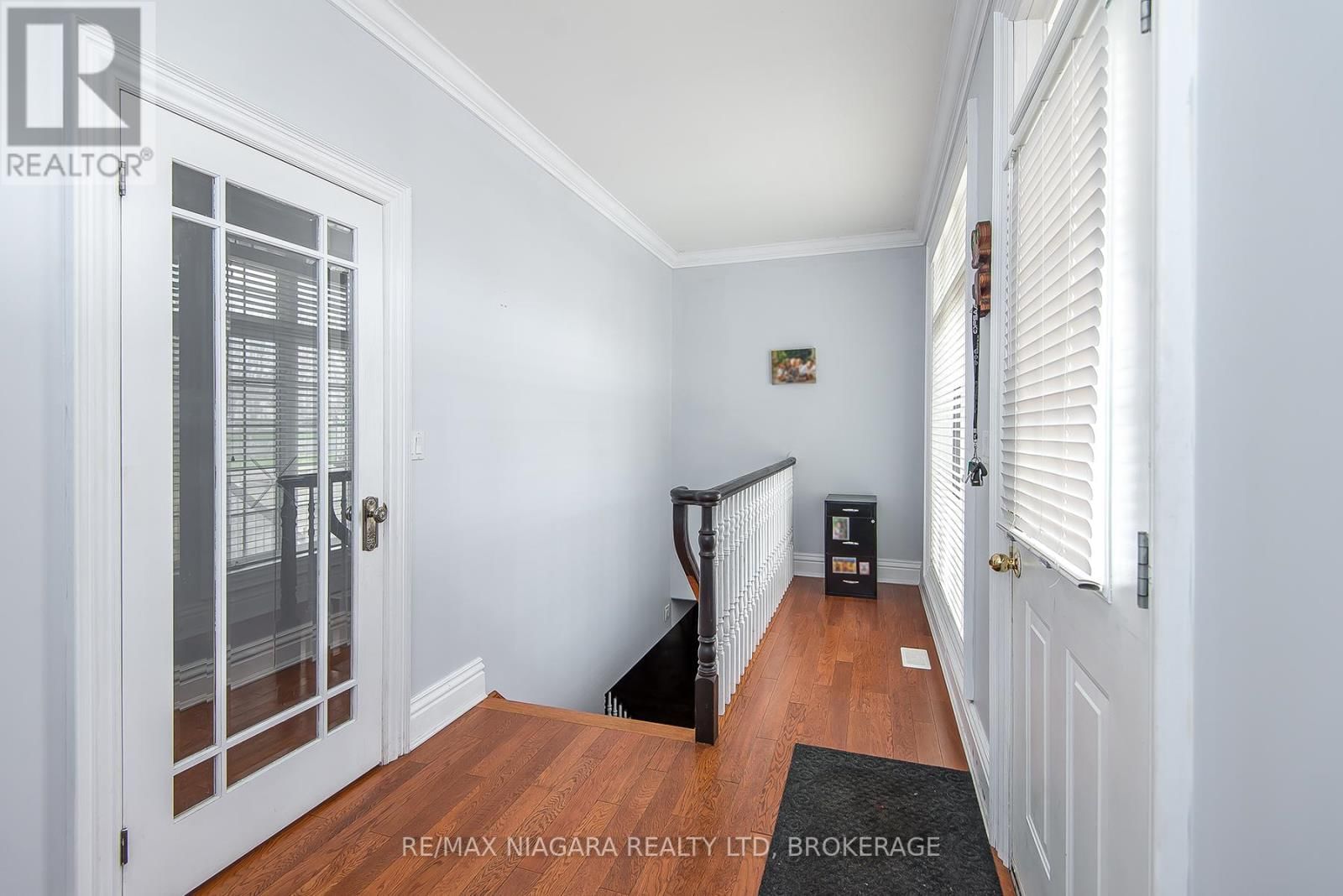 5199 SHERKSTON ROAD Image 34